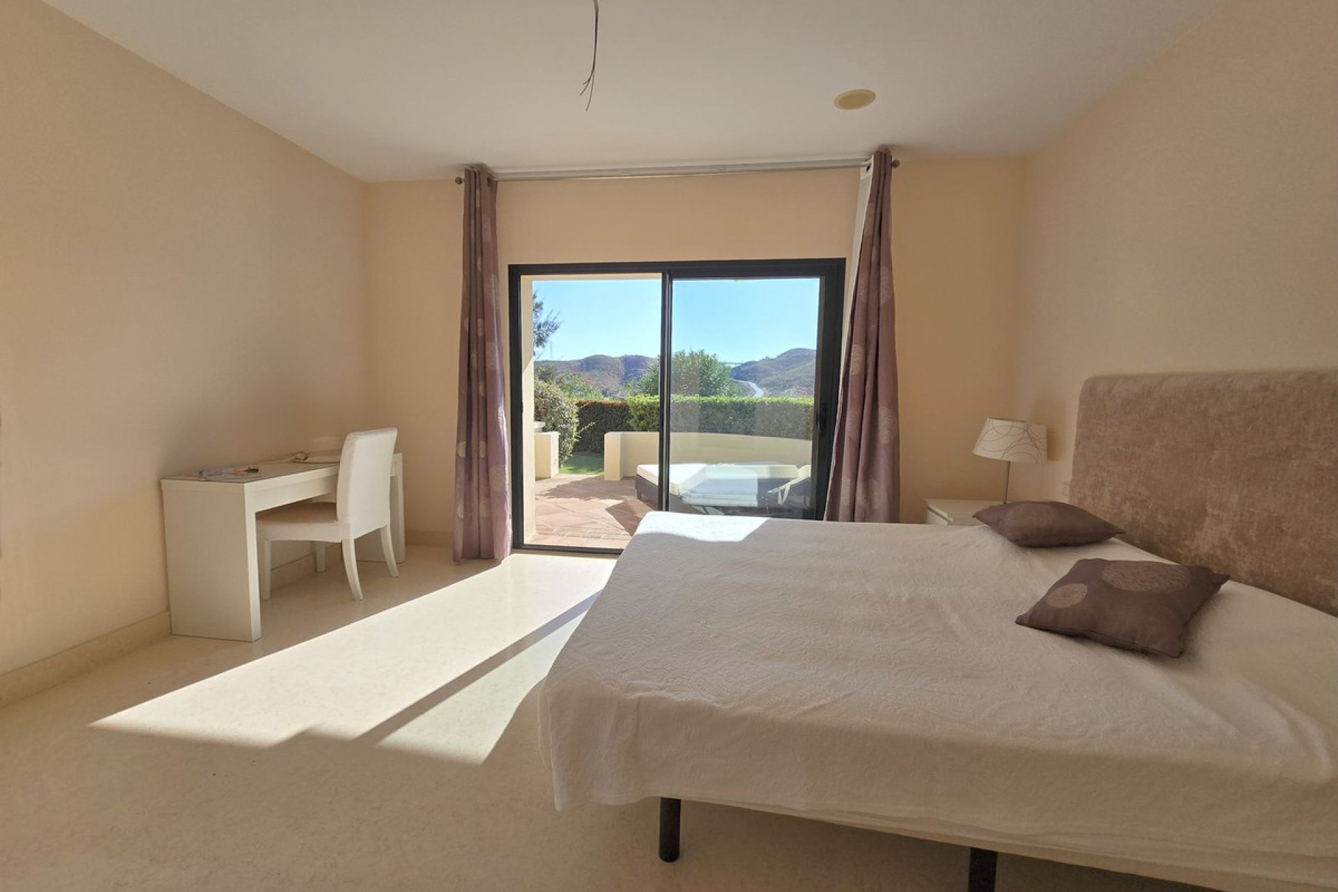 Resale - Ground floor apartment - Benahavís - Benahavís Centro