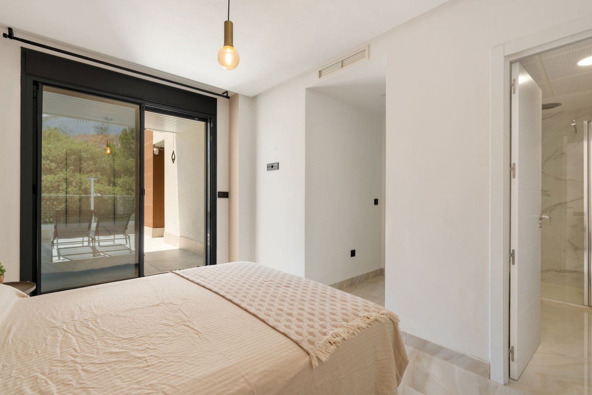 Resale - Ground floor apartment - Benahavís - Benahavís Centro