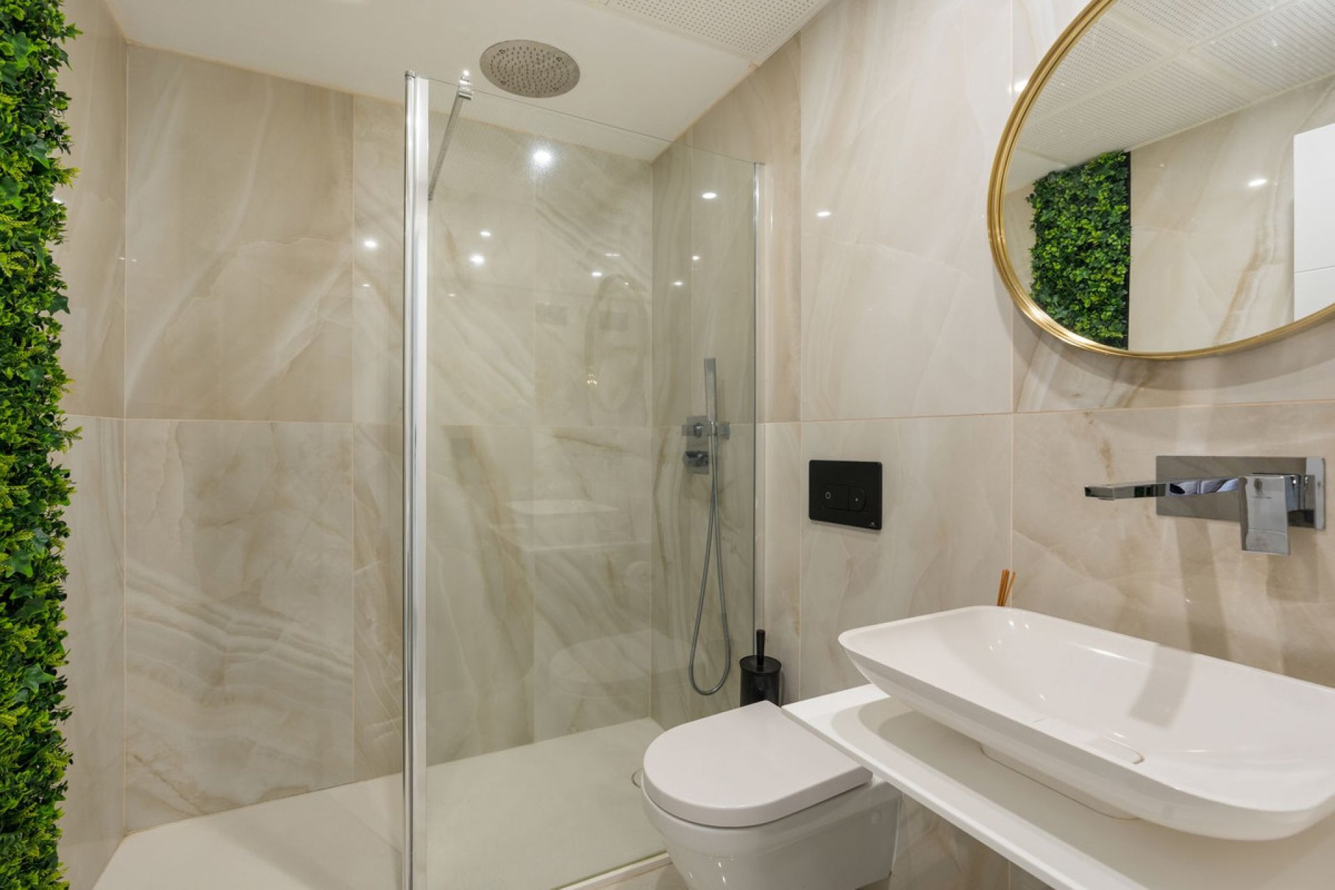 Resale - Ground floor apartment - Benahavís - Benahavís Centro