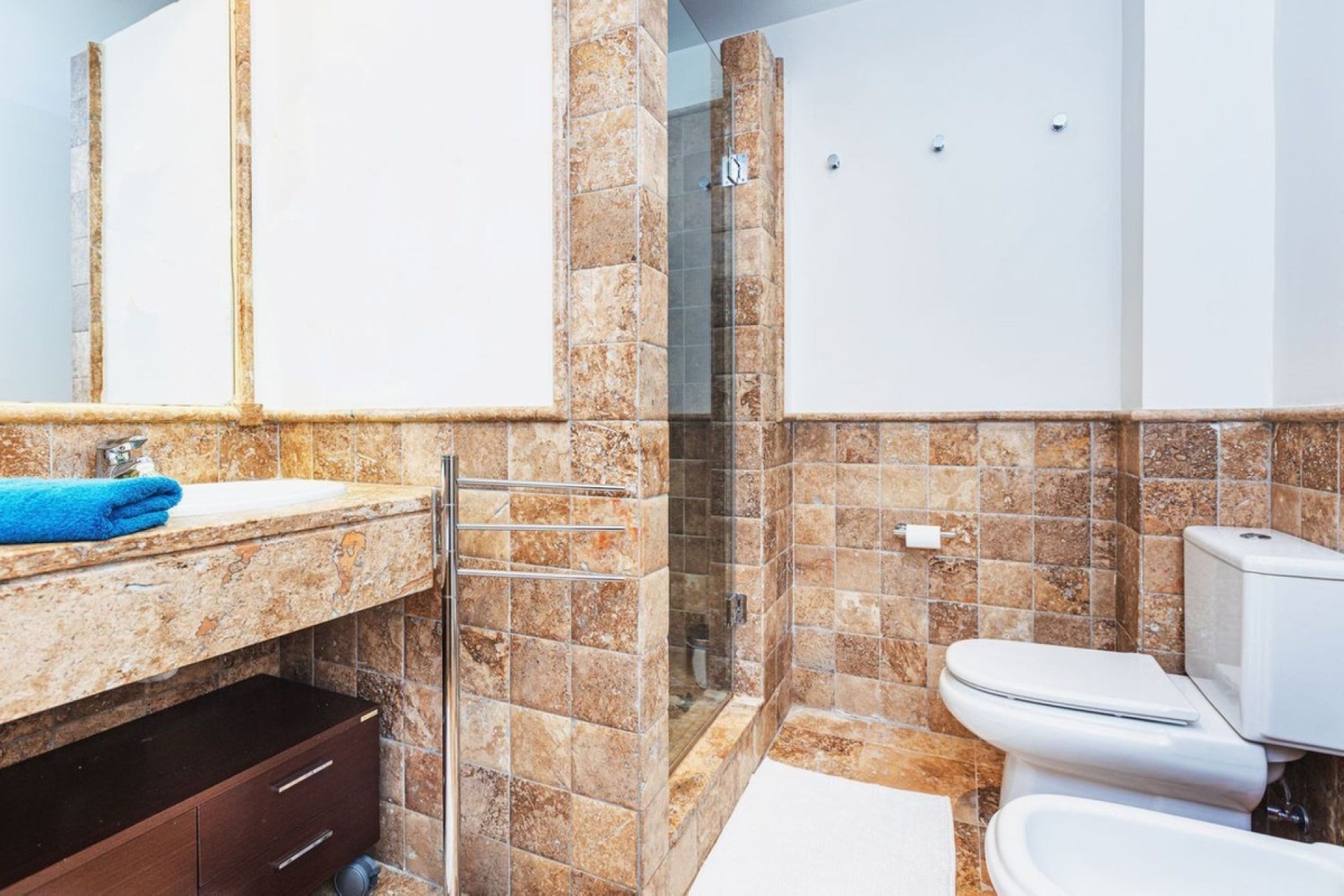 Resale - Ground floor apartment - Benahavís - Benahavís Centro