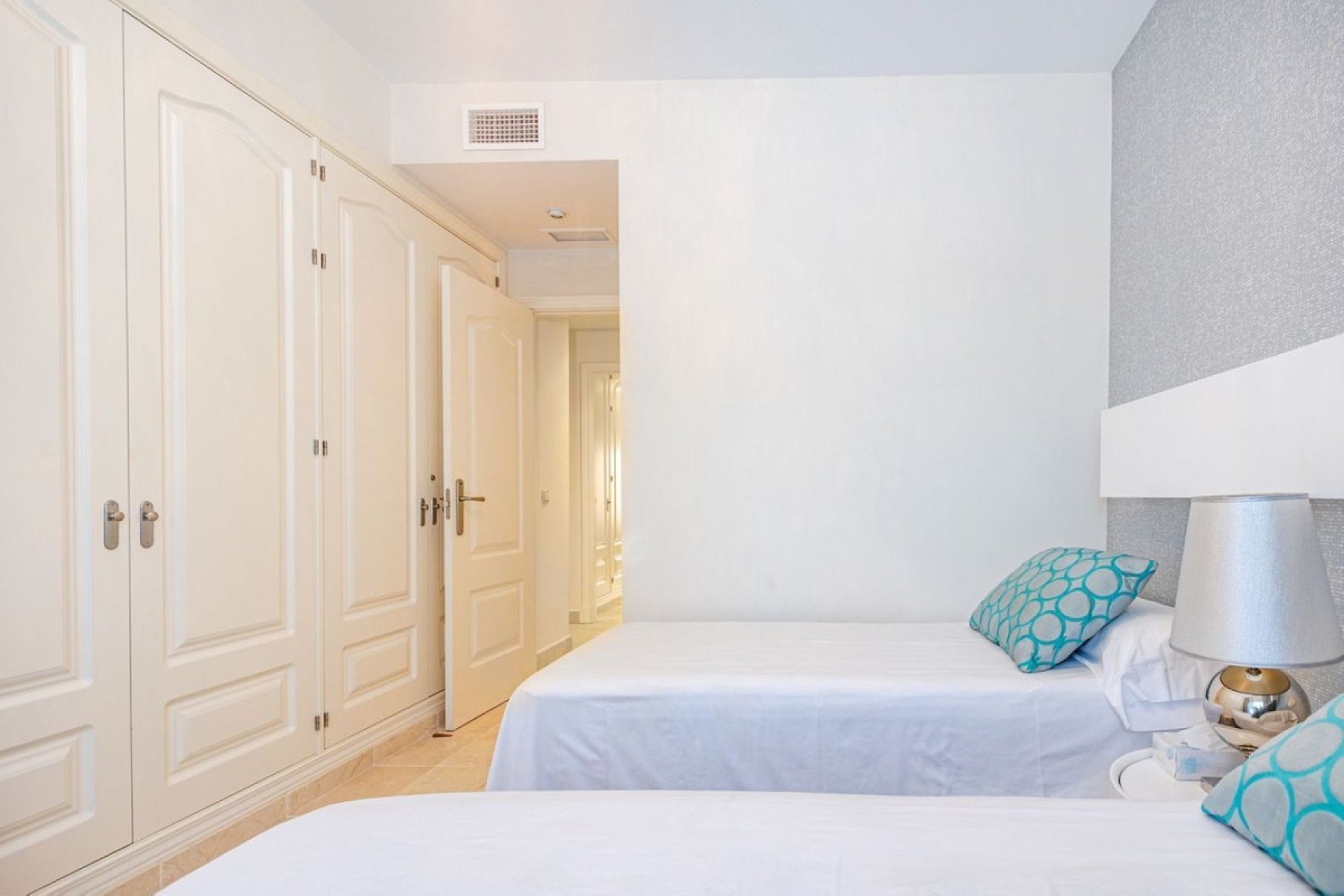 Resale - Ground floor apartment - Benahavís - Benahavís Centro