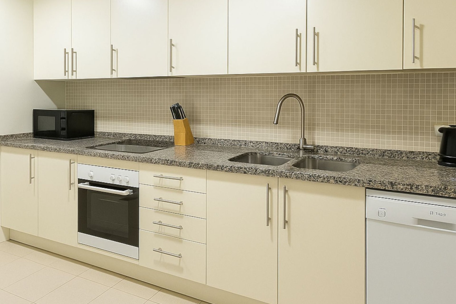 Resale - Ground floor apartment - Benahavís - Benahavís Centro