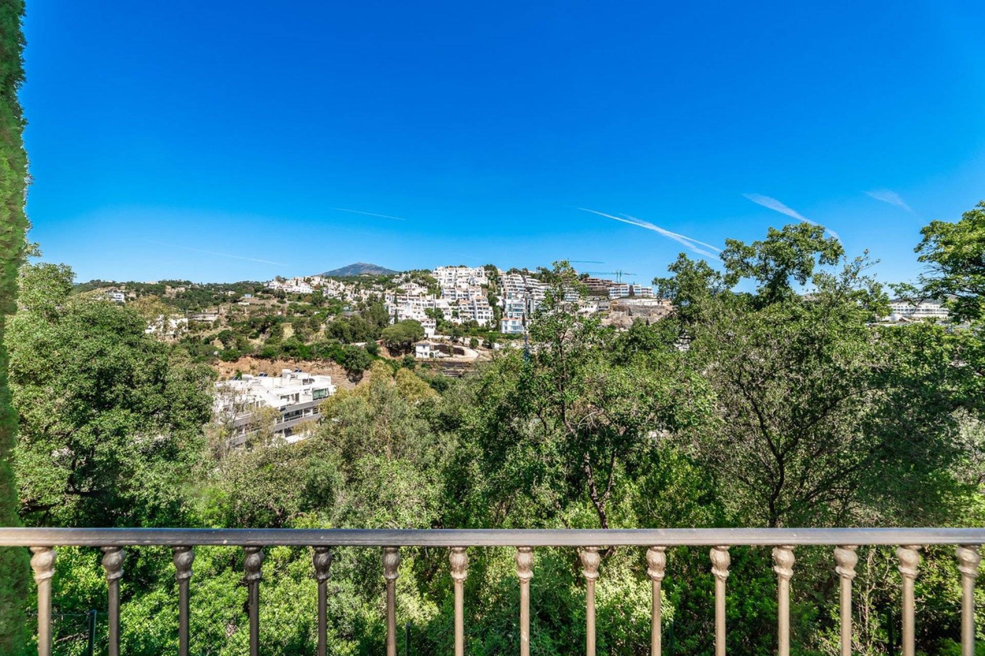 Resale - Ground floor apartment - Benahavís - La Quinta