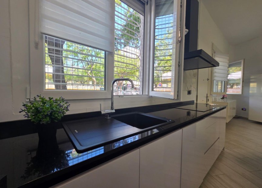 Resale - Ground floor apartment - Benalmádena - Arroyo de la Miel