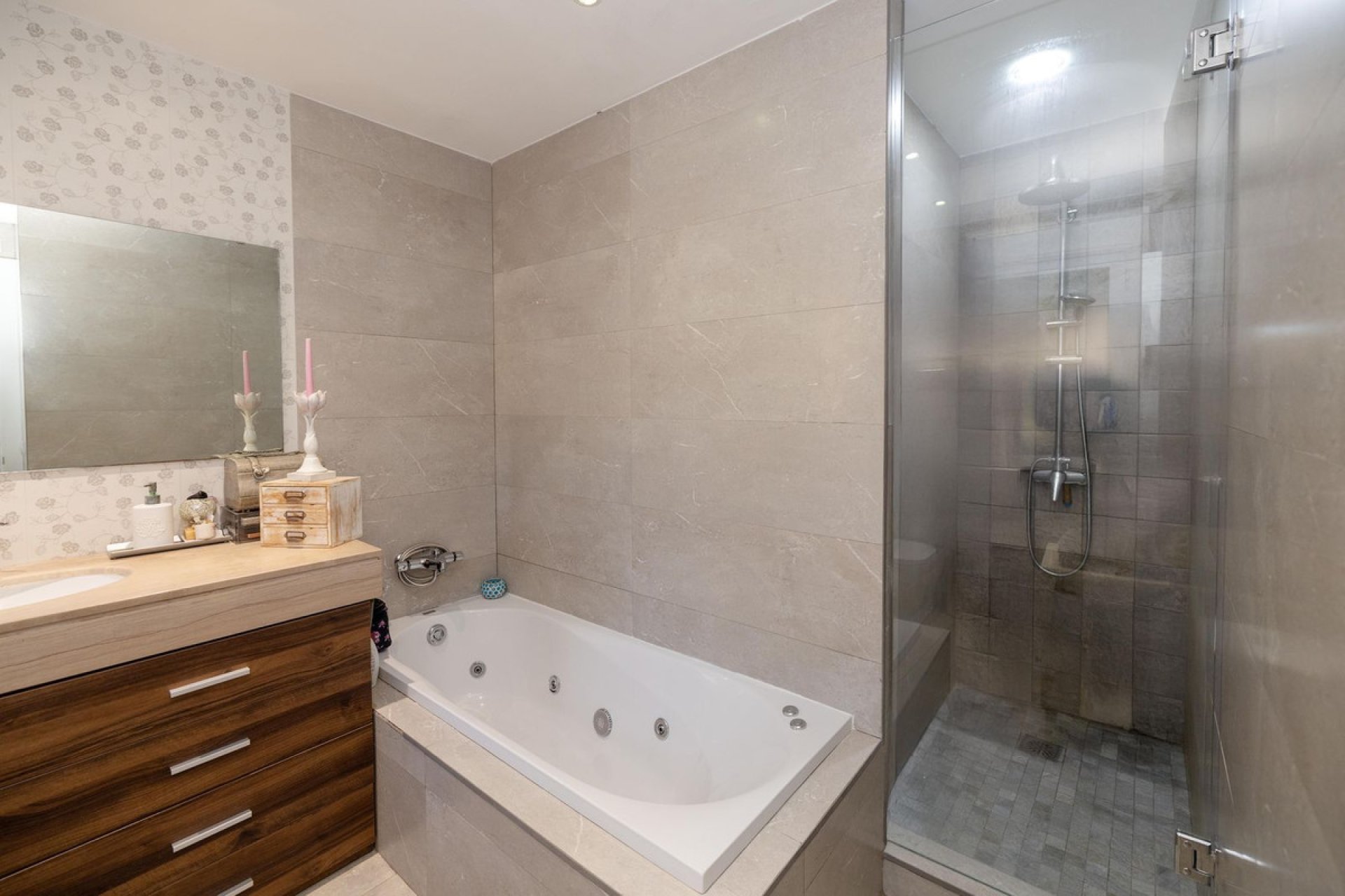 Resale - Ground floor apartment - Benalmádena - Benalmadena Centro