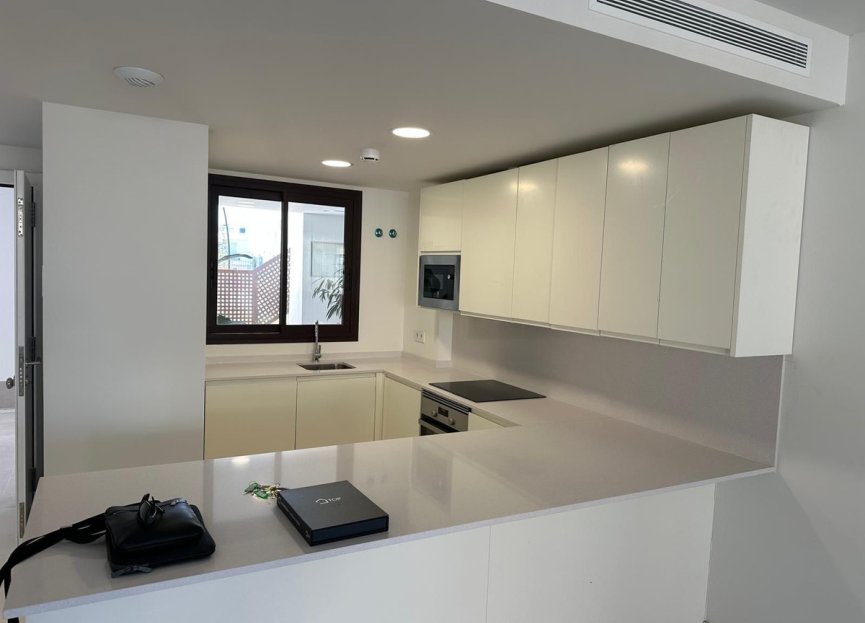 Resale - Ground floor apartment - Benalmádena - Benalmadena Costa