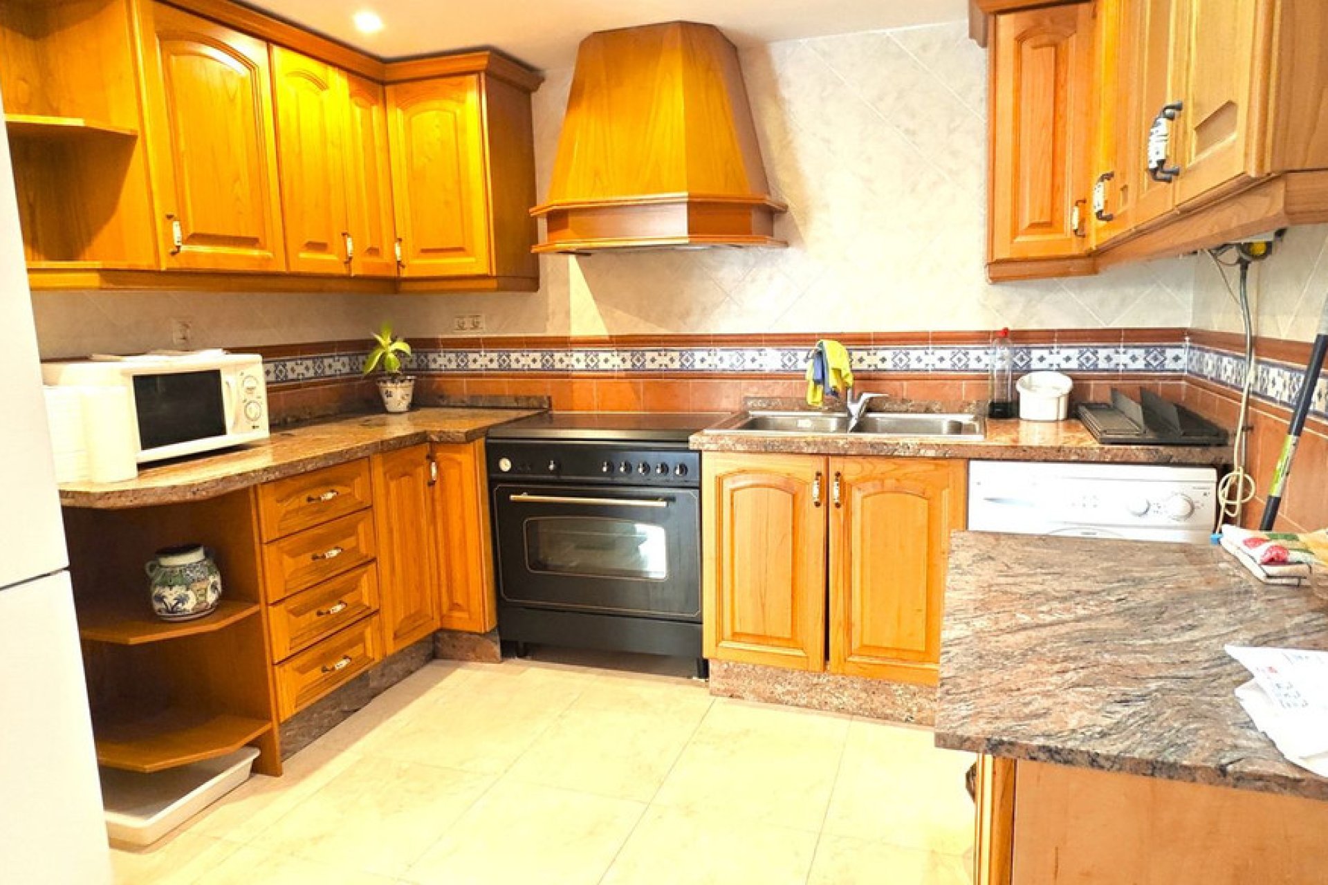 Resale - Ground floor apartment - Benalmádena - Benalmadena Costa