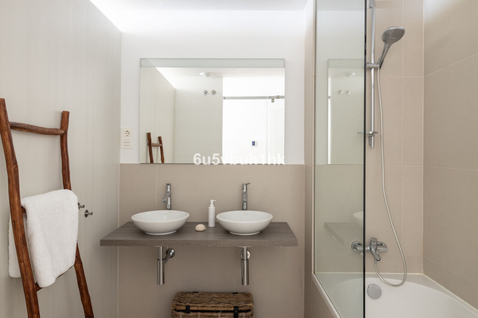 Resale - Ground floor apartment - Benalmádena - La Capellania