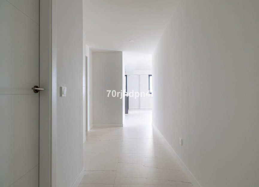Resale - Ground floor apartment - Casares - Casares Centro