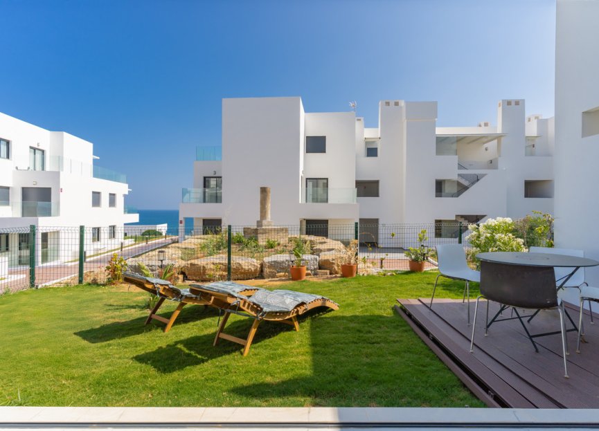 Resale - Ground floor apartment - Casares - Casares Centro