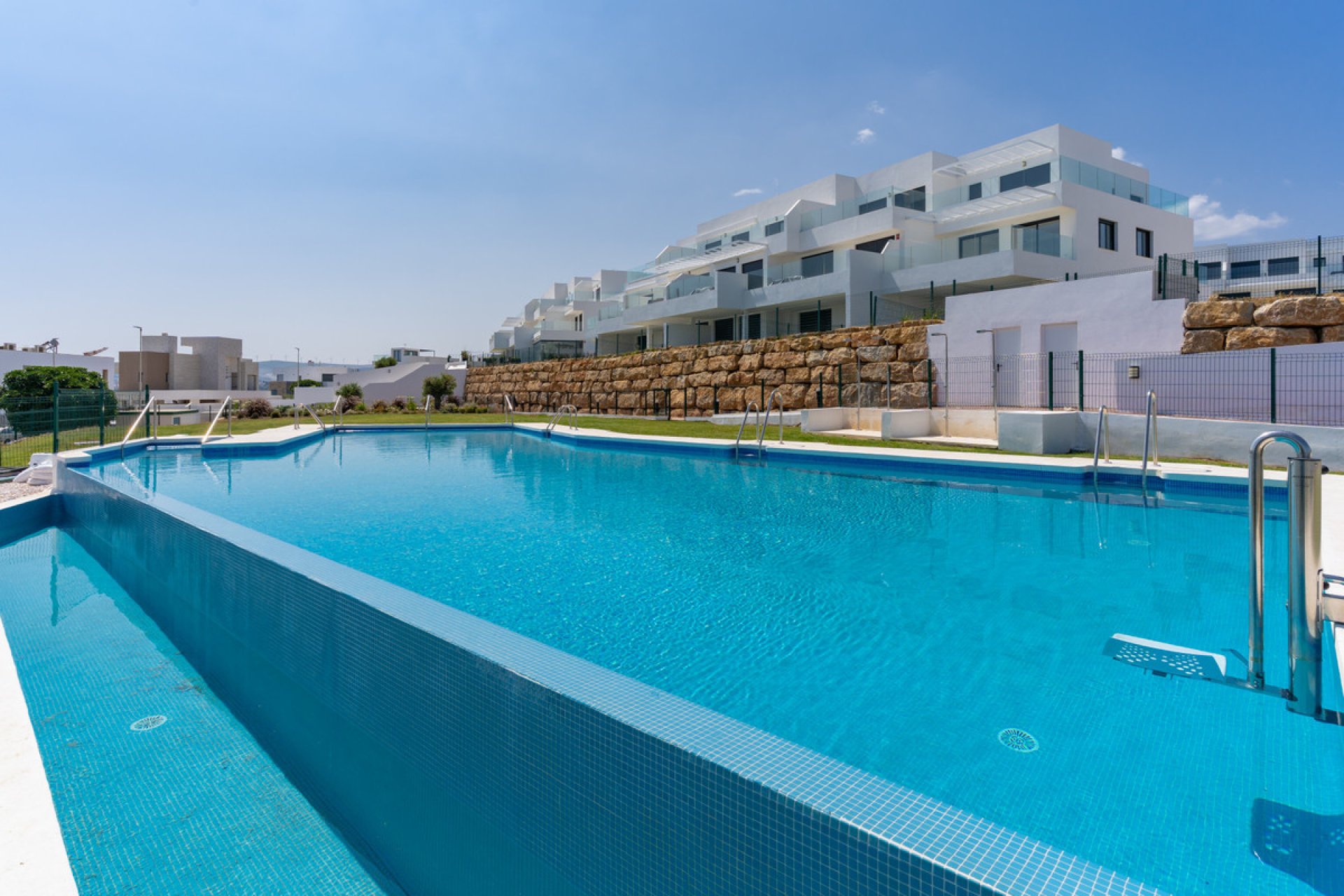 Resale - Ground floor apartment - Casares - Casares Centro