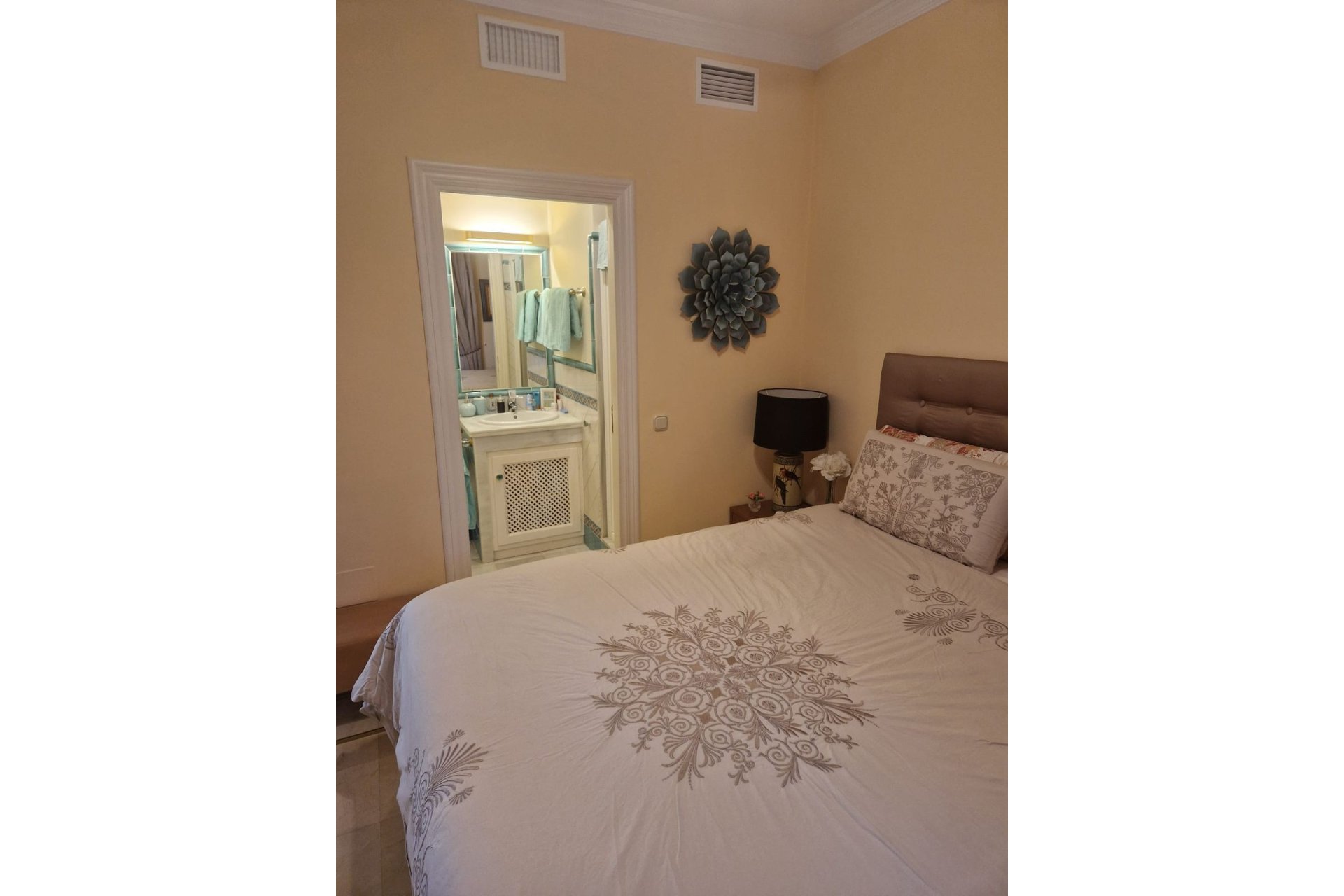 Resale - Ground floor apartment - Casares - Casares Playa