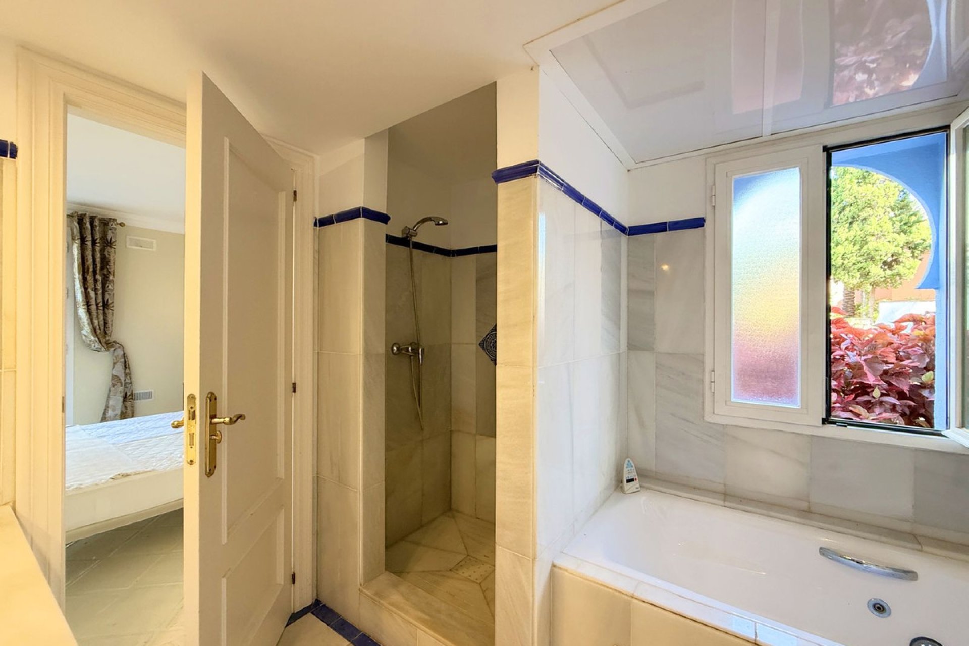 Resale - Ground floor apartment - Casares - Casares Playa