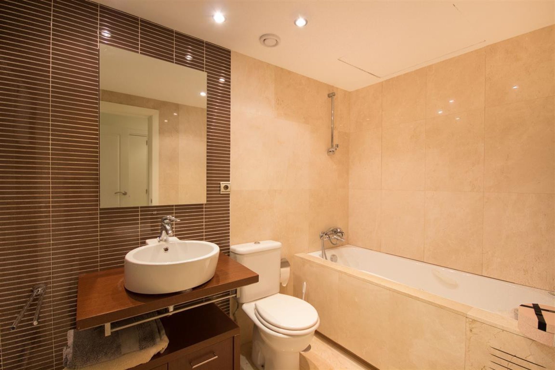 Resale - Ground floor apartment - Casares - Casares Playa