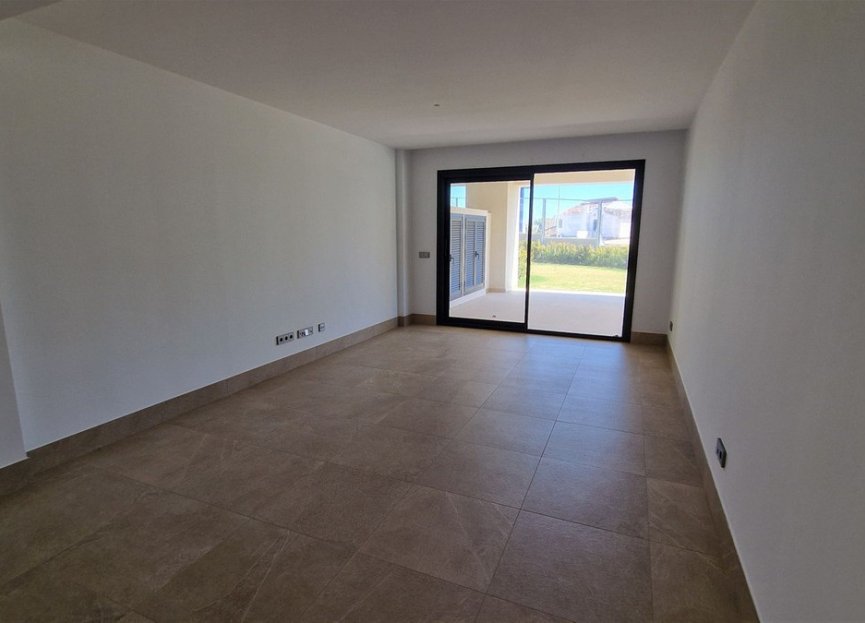 Resale - Ground floor apartment - Casares - Casares Playa
