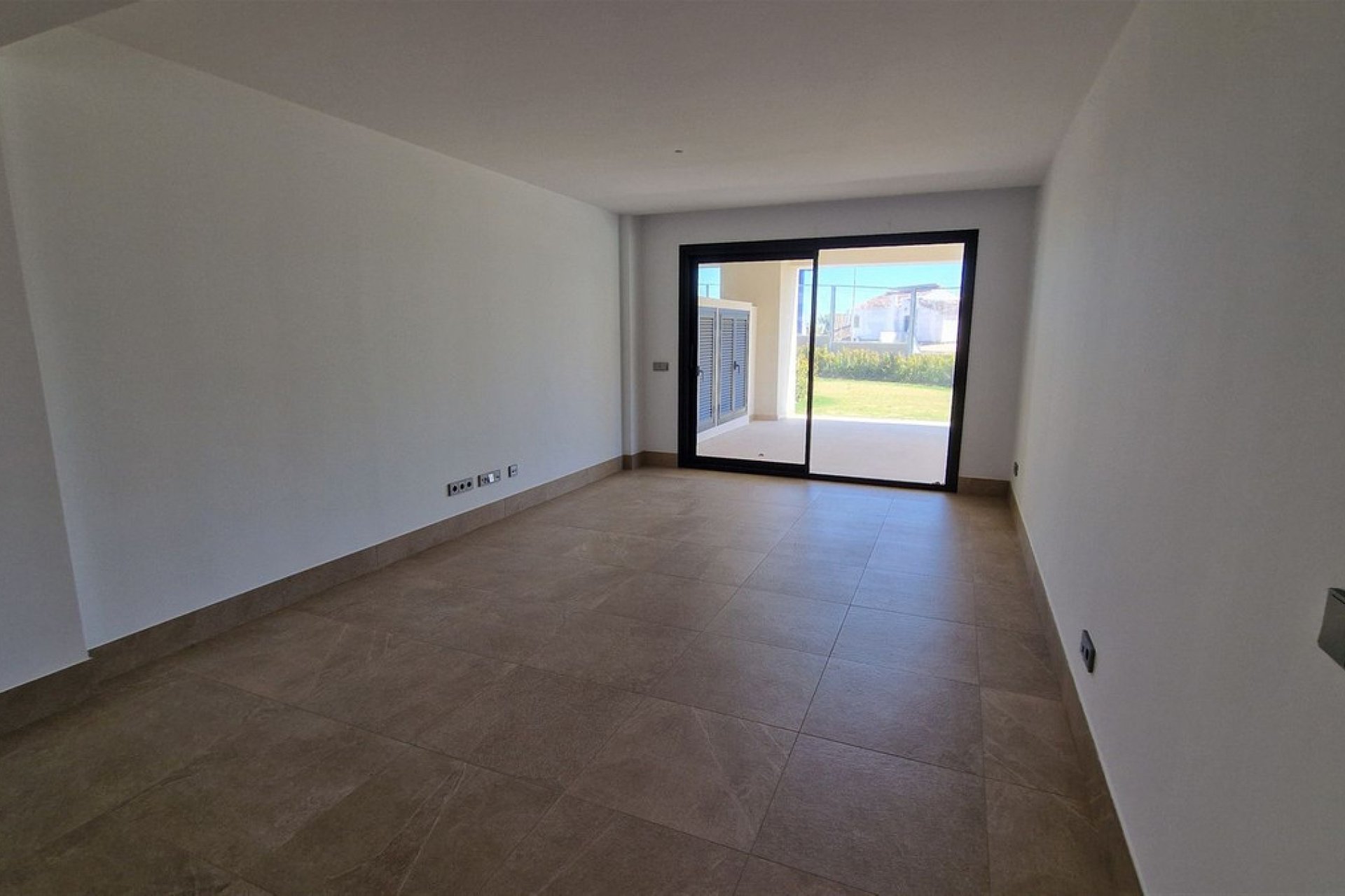 Resale - Ground floor apartment - Casares - Casares Playa