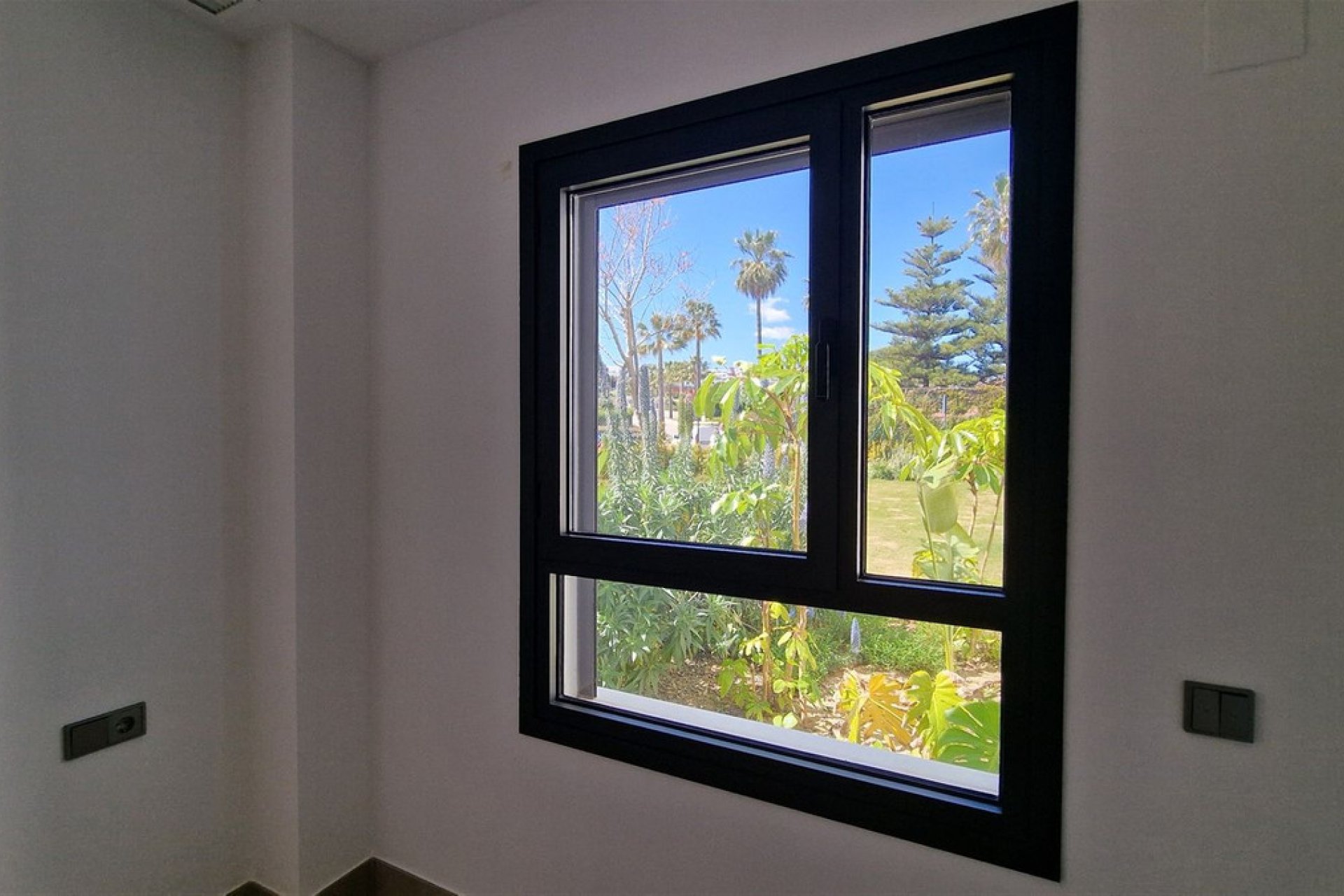 Resale - Ground floor apartment - Casares - Casares Playa