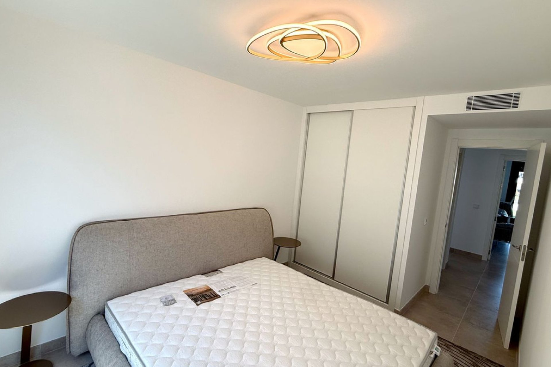 Resale - Ground floor apartment - Estepona - Atalaya