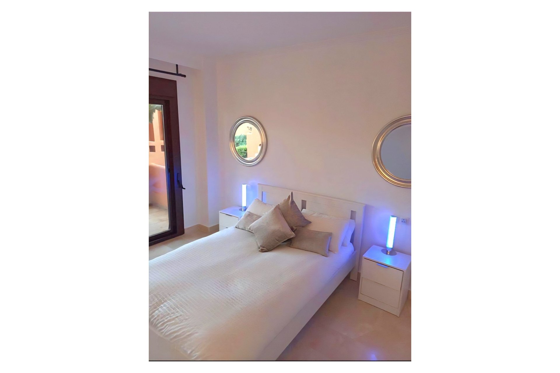 Resale - Ground floor apartment - Estepona - Buenas Noches