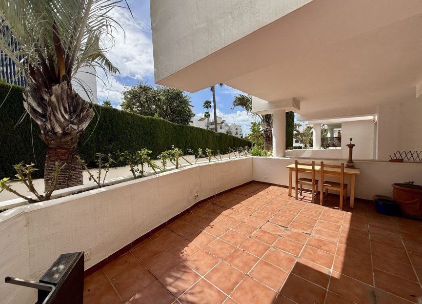 Resale - Ground floor apartment - Estepona - Cancelada
