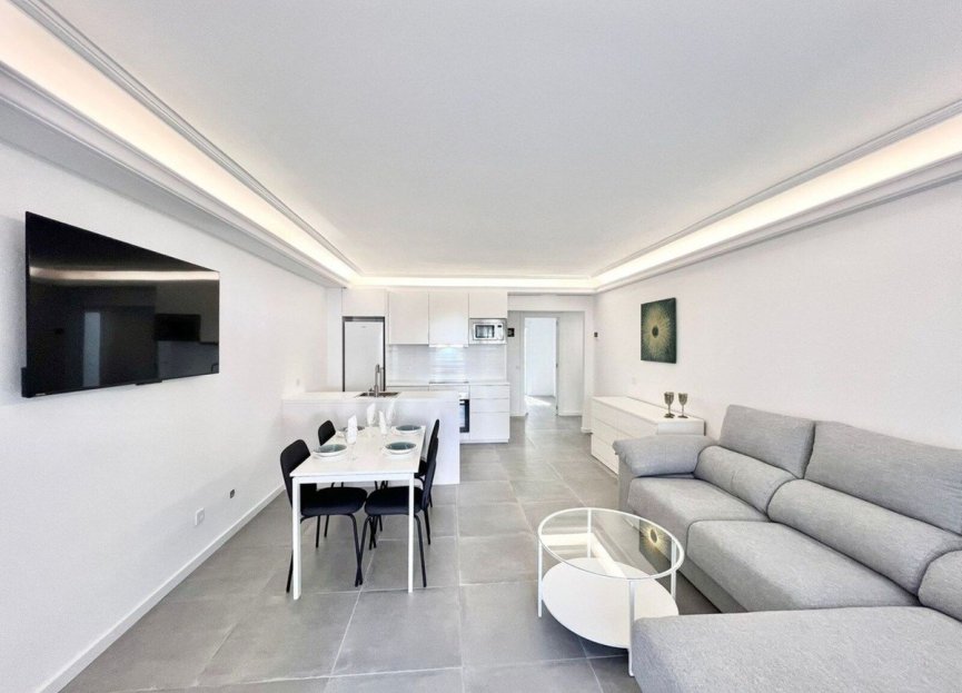 Resale - Ground floor apartment - Estepona - Costalita