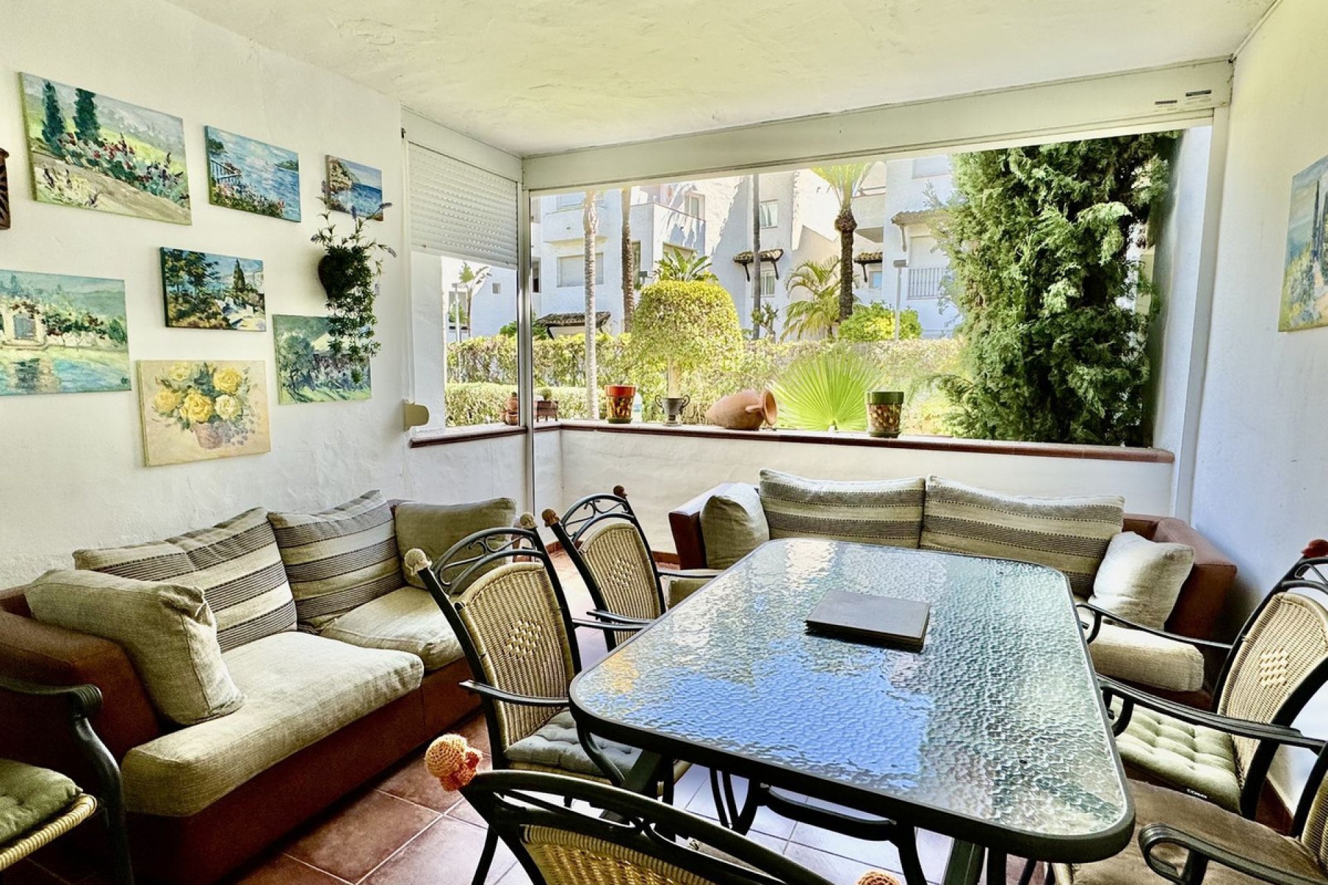 Resale - Ground floor apartment - Estepona - Costalita