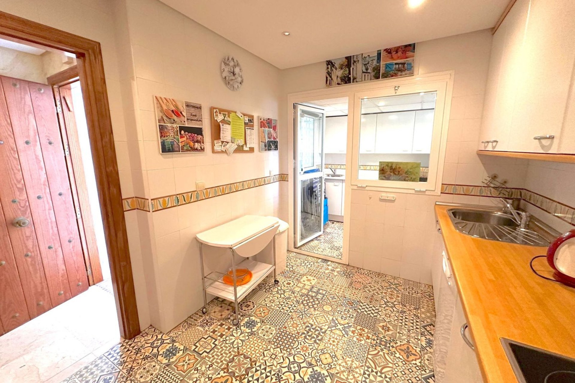 Resale - Ground floor apartment - Estepona - Costalita