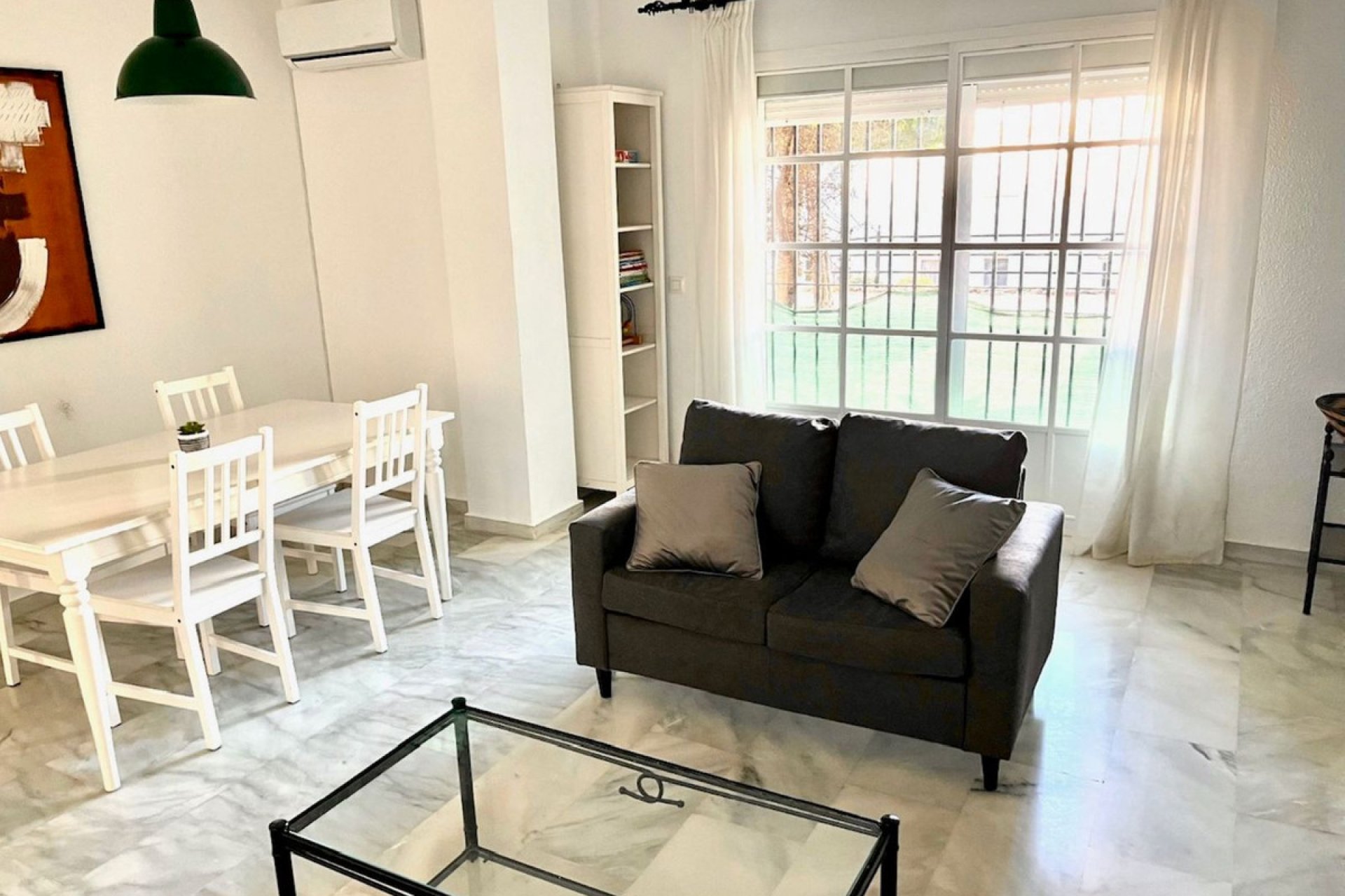 Resale - Ground floor apartment - Estepona - Diana Park