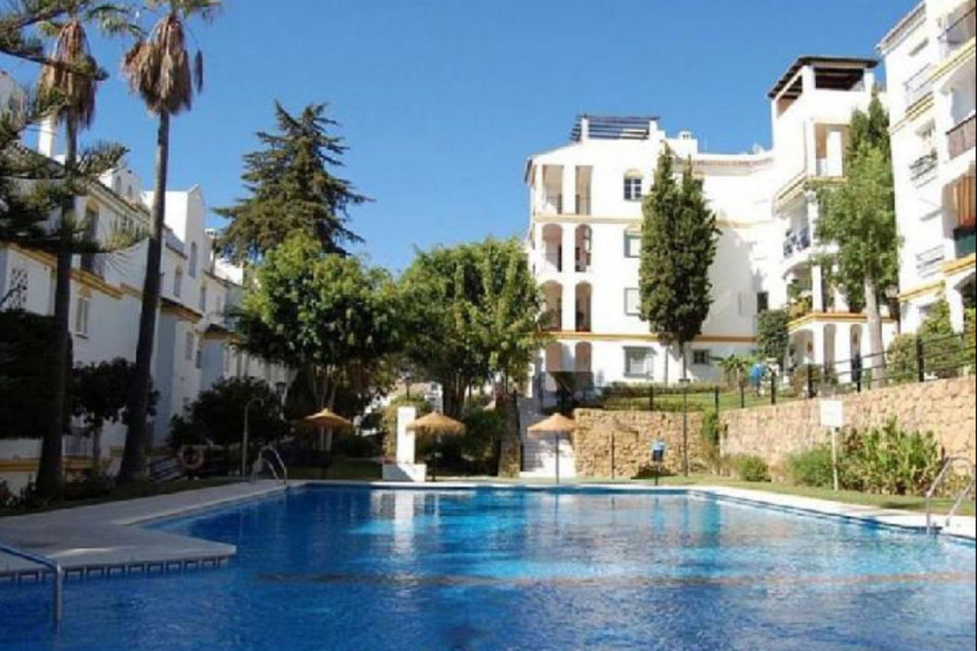 Resale - Ground floor apartment - Estepona - Diana Park