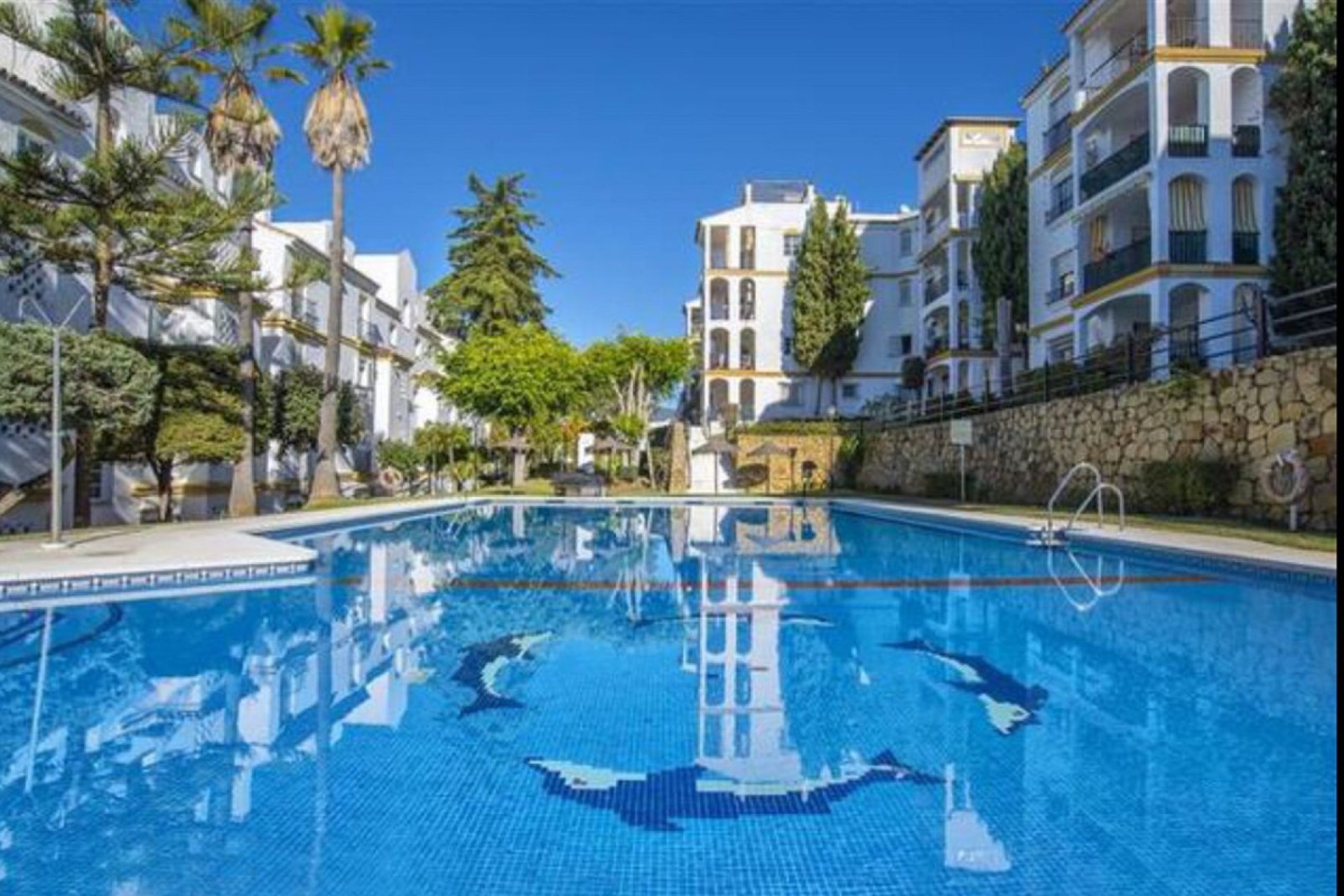 Resale - Ground floor apartment - Estepona - Diana Park