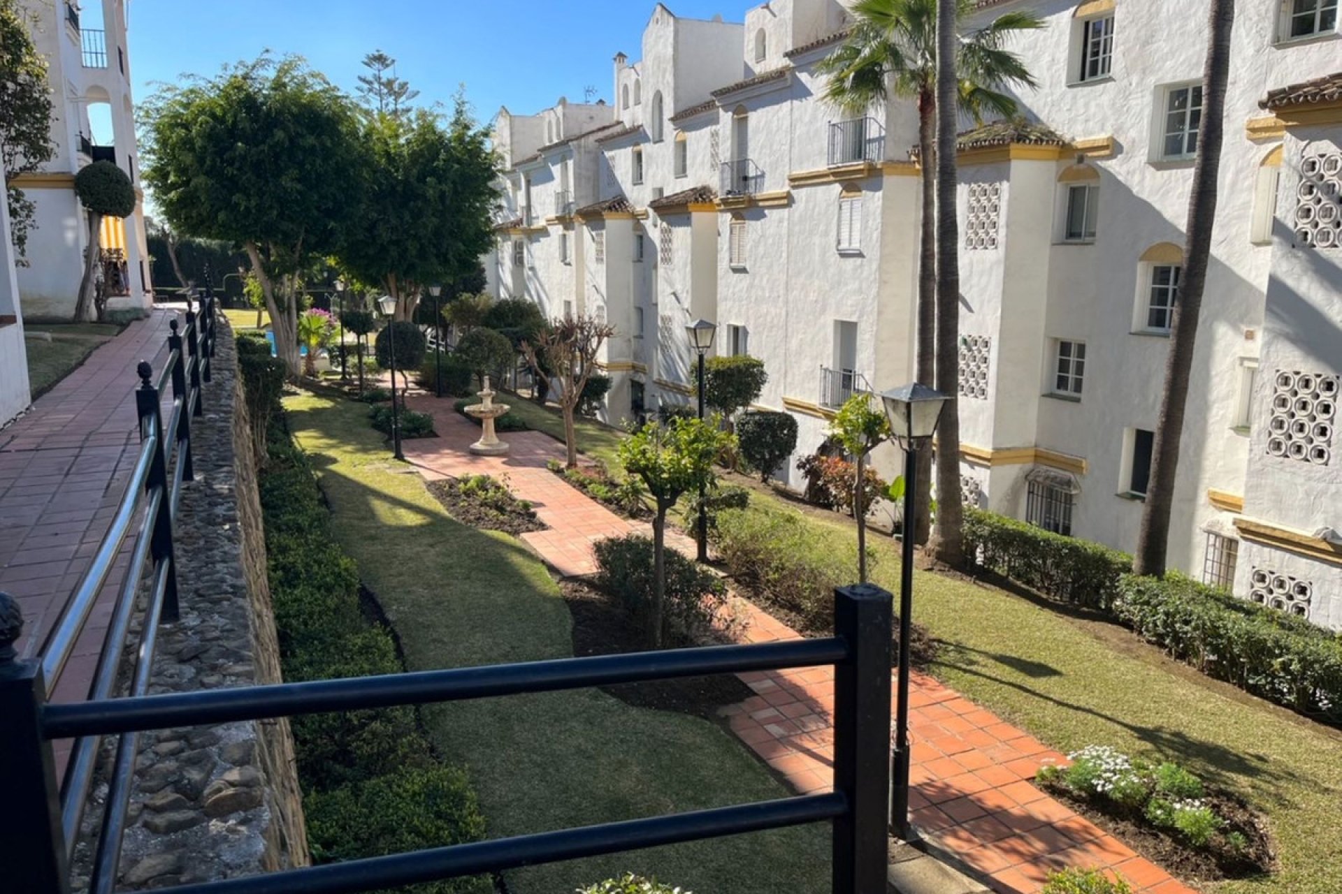 Resale - Ground floor apartment - Estepona - Diana Park