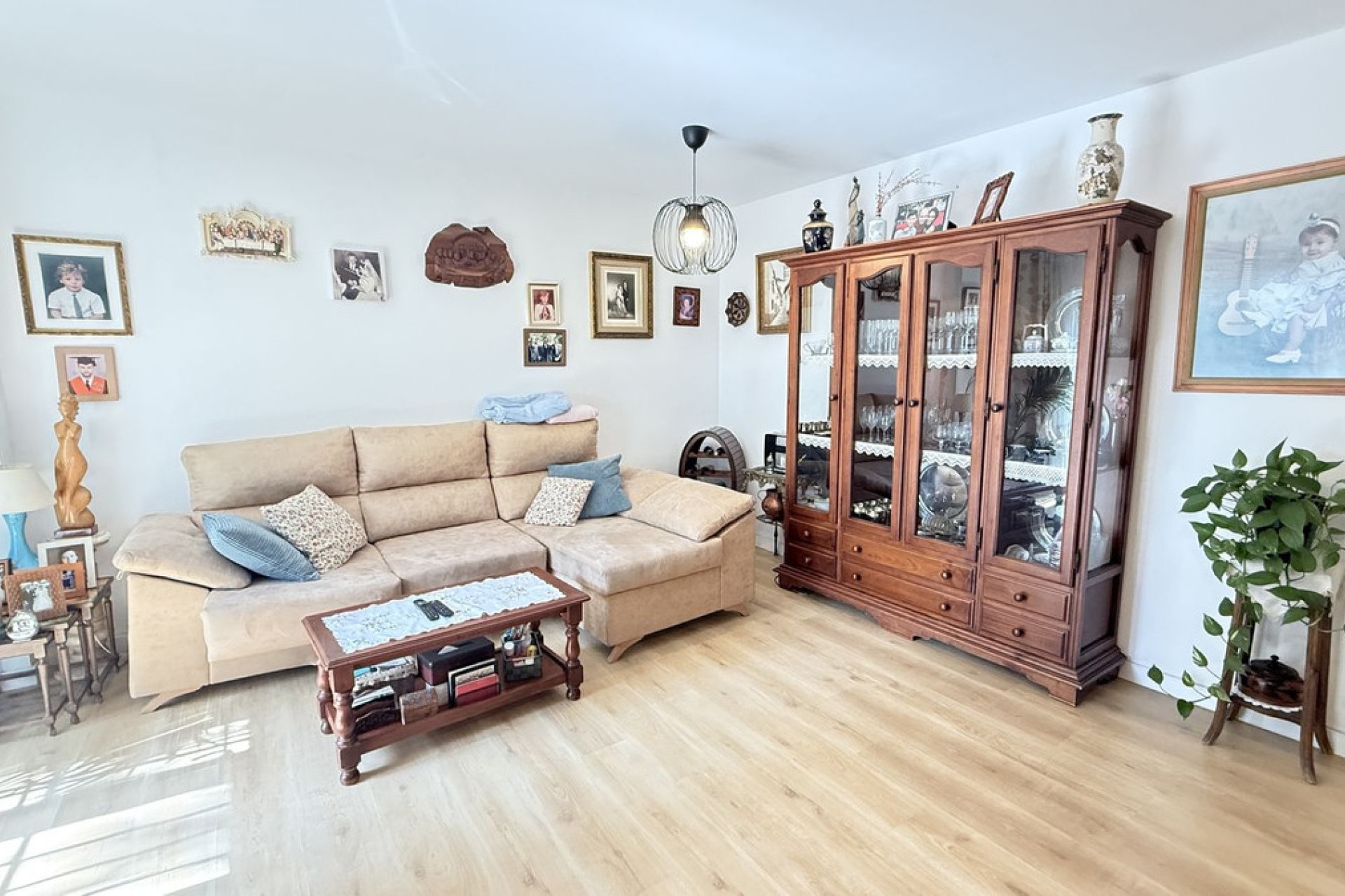 Resale - Ground floor apartment - Estepona - Estepona Centro