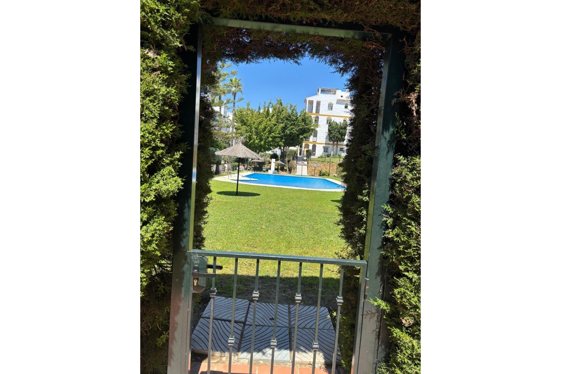 Resale - Ground floor apartment - Estepona - Estepona Centro