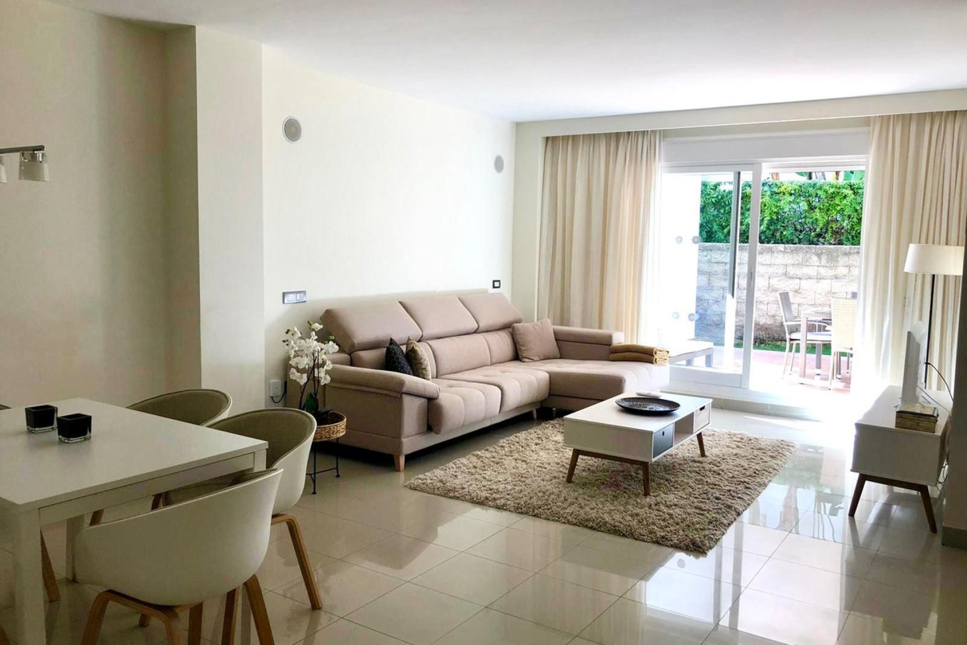 Resale - Ground floor apartment - Estepona - Estepona Centro