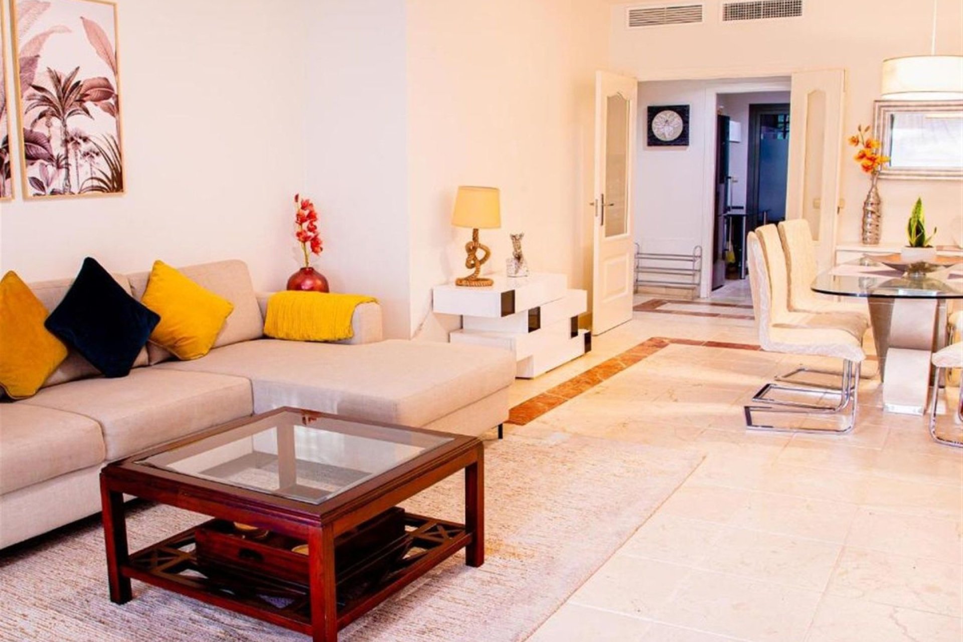 Resale - Ground floor apartment - Estepona - Estepona Centro