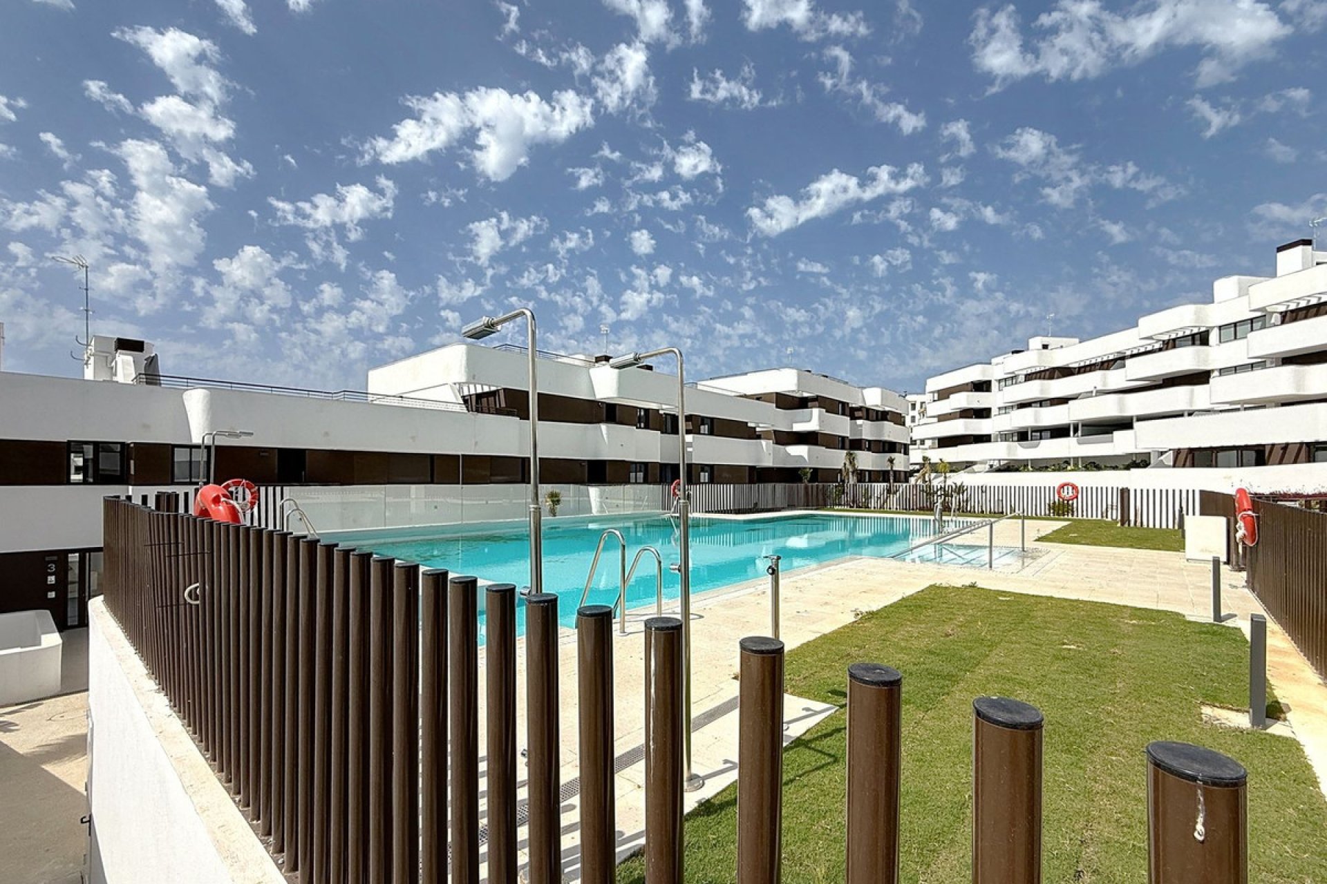 Resale - Ground floor apartment - Estepona - Estepona Centro