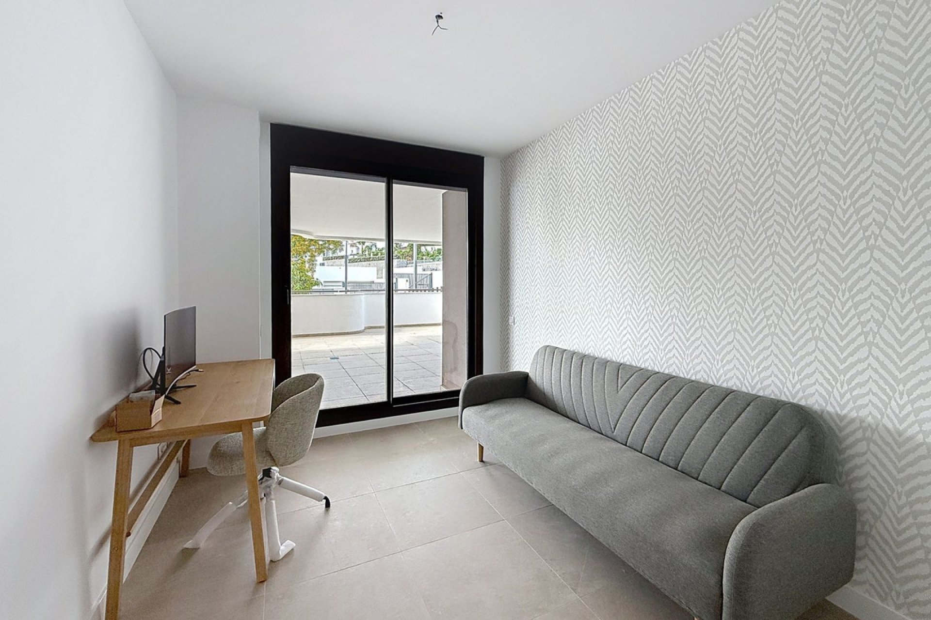 Resale - Ground floor apartment - Estepona - Estepona Centro