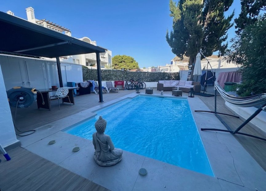 Resale - Ground floor apartment - Estepona - Estepona Centro