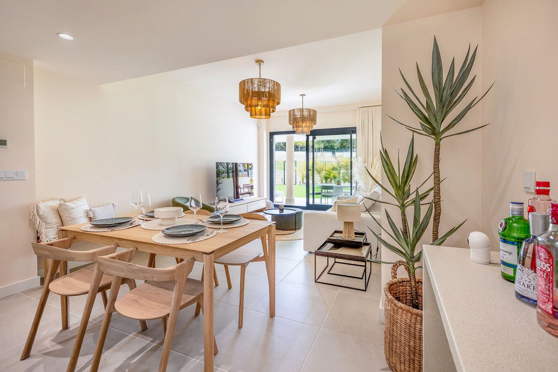 Resale - Ground floor apartment - Estepona - Estepona Centro