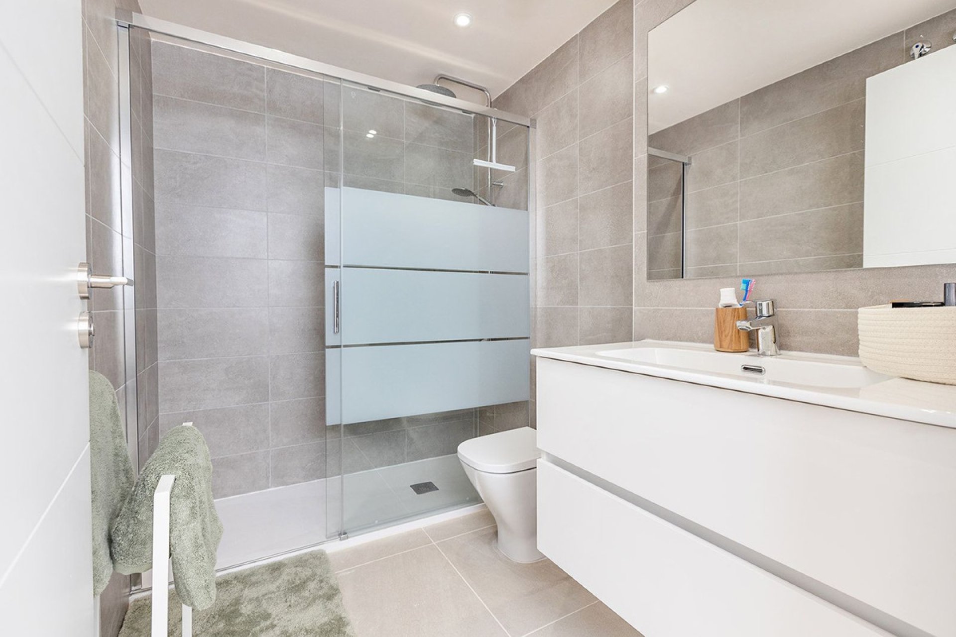 Resale - Ground floor apartment - Estepona - Estepona Centro