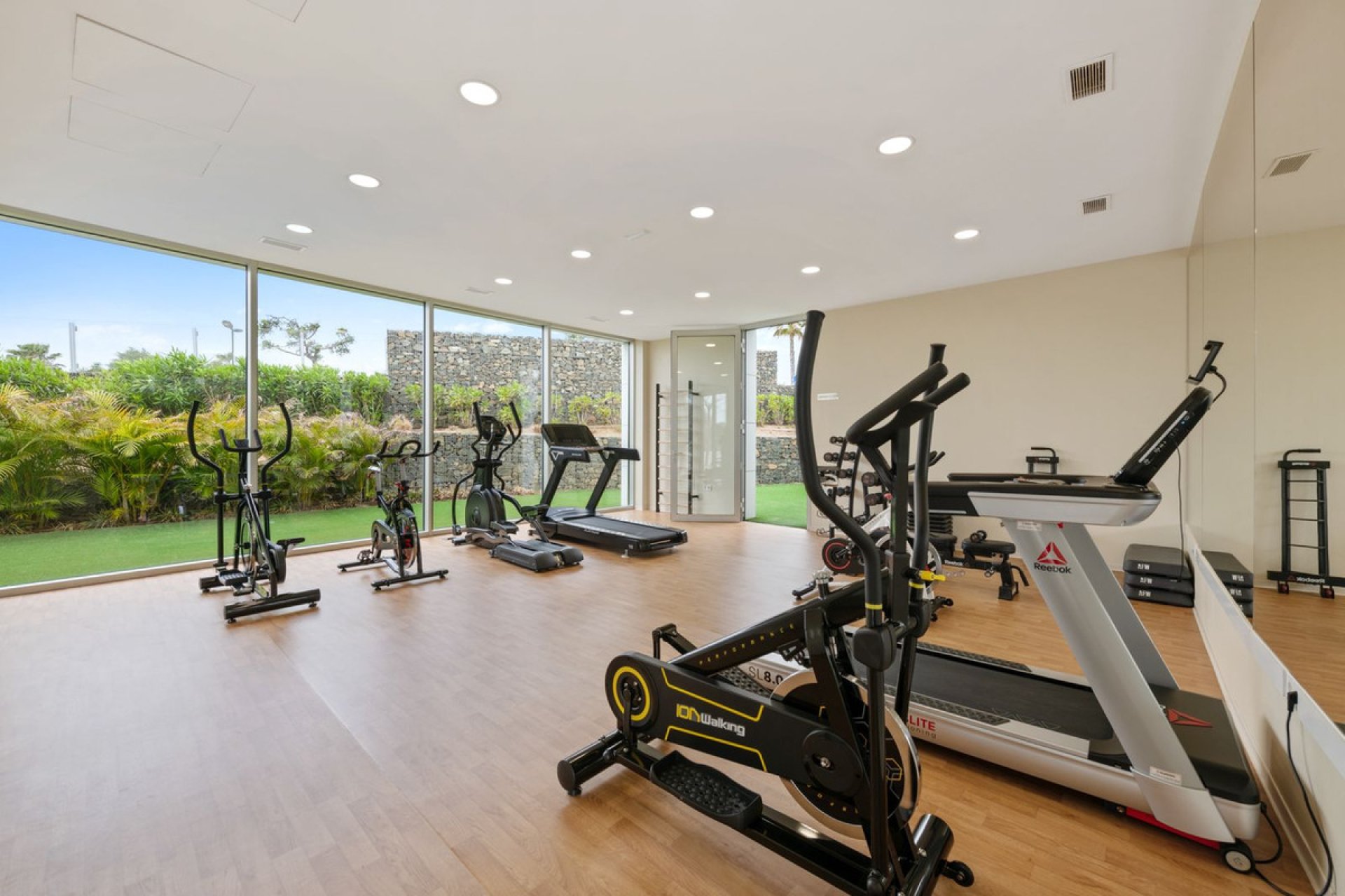 Resale - Ground floor apartment - Estepona - Estepona Centro