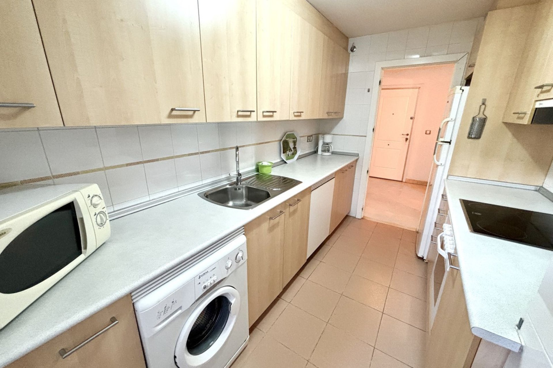 Resale - Ground floor apartment - Estepona - Estepona Centro