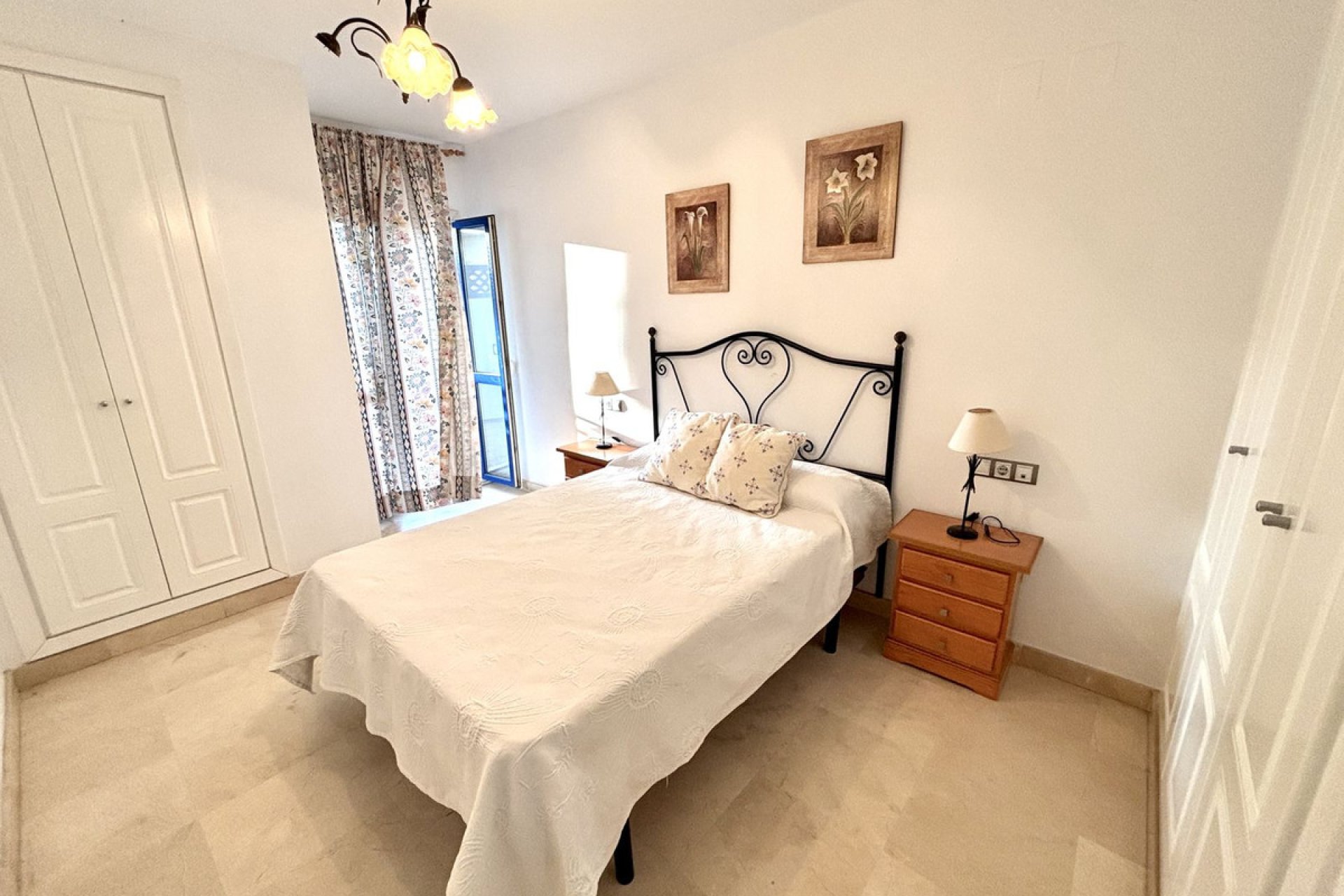 Resale - Ground floor apartment - Estepona - Estepona Centro