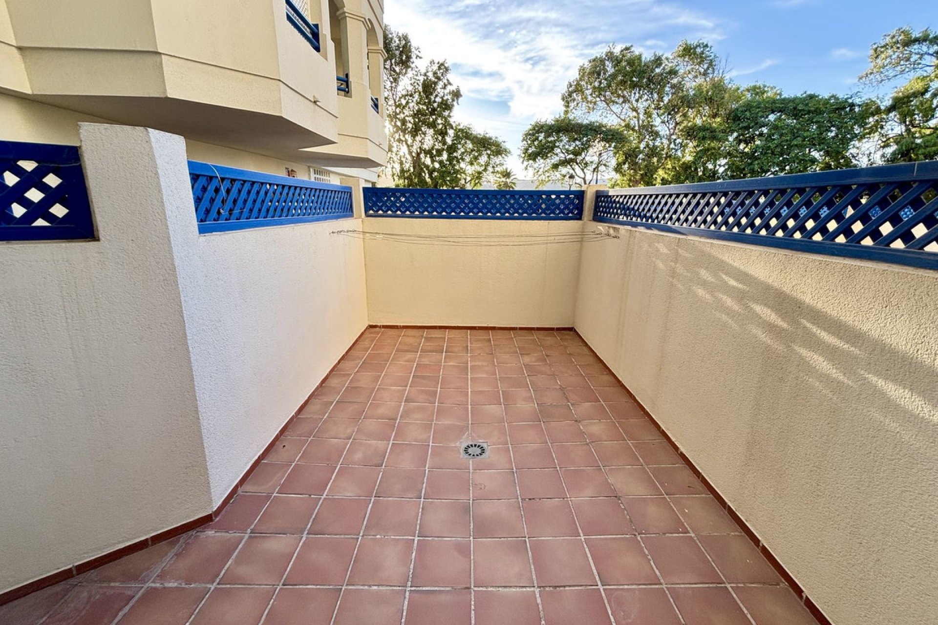 Resale - Ground floor apartment - Estepona - Estepona Centro