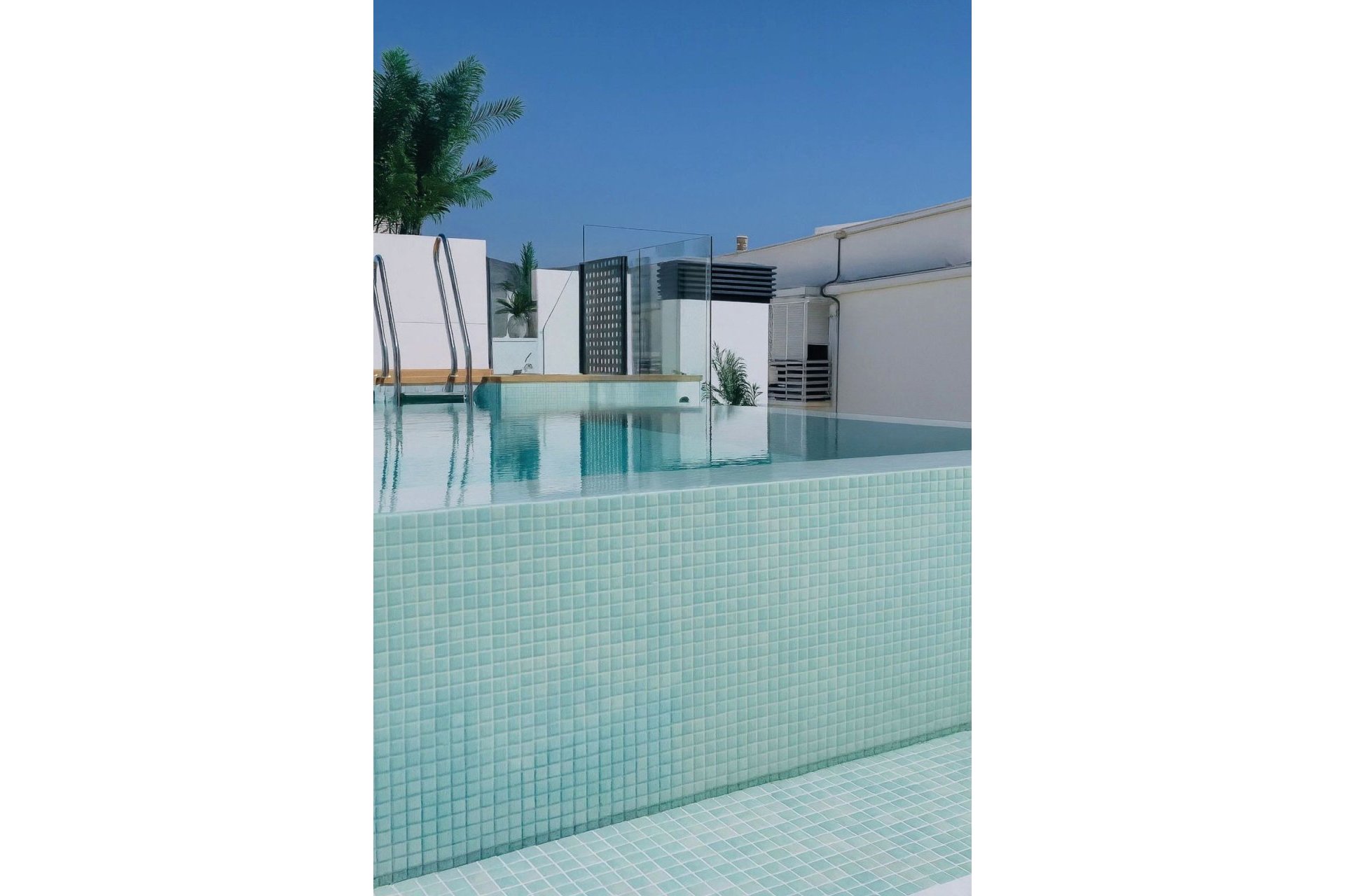 Resale - Ground floor apartment - Estepona - Estepona Centro