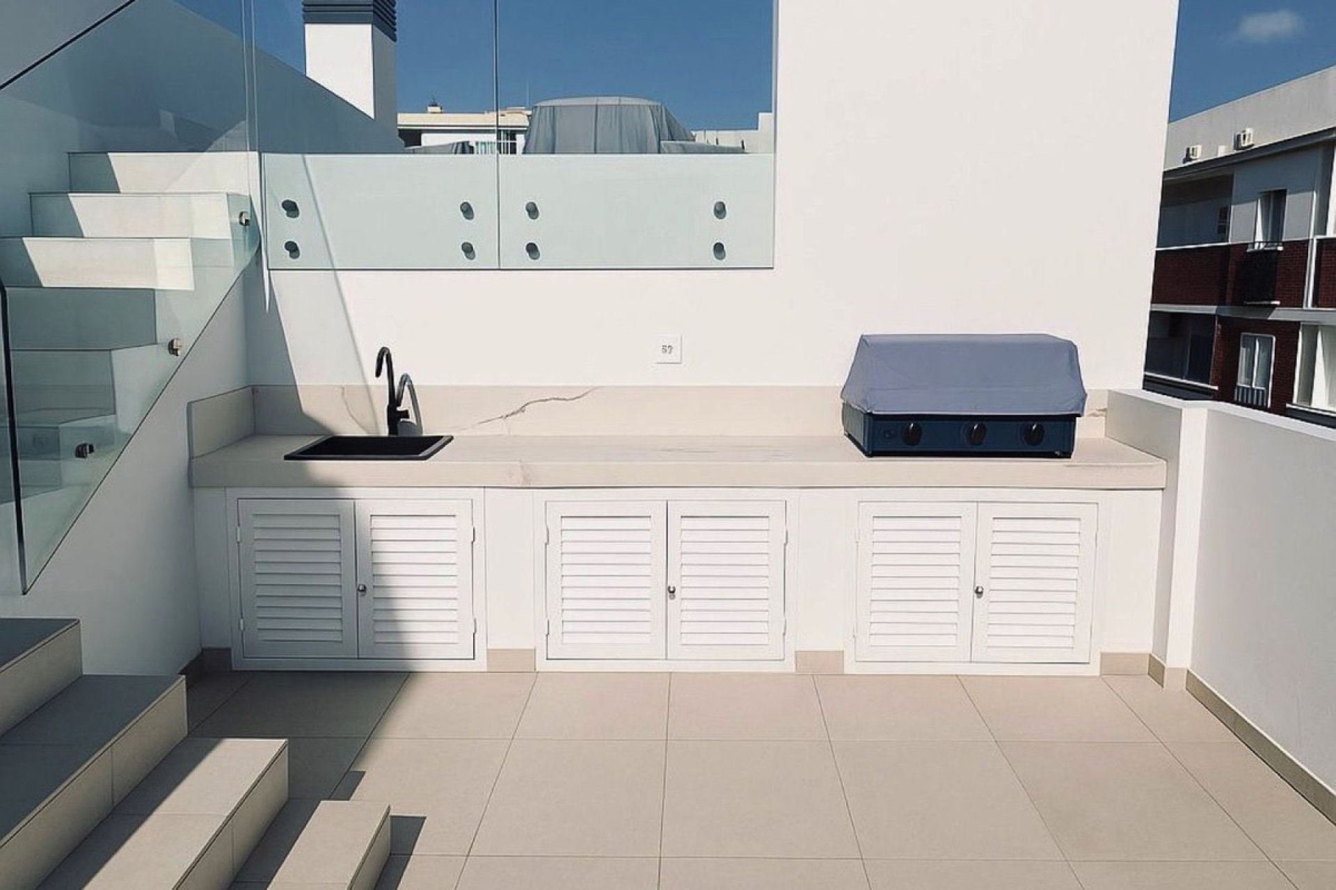 Resale - Ground floor apartment - Estepona - Estepona Centro