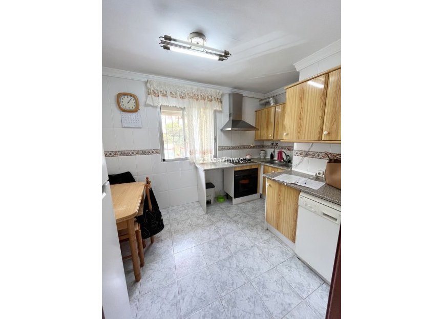 Resale - Ground floor apartment - Estepona - Estepona Centro