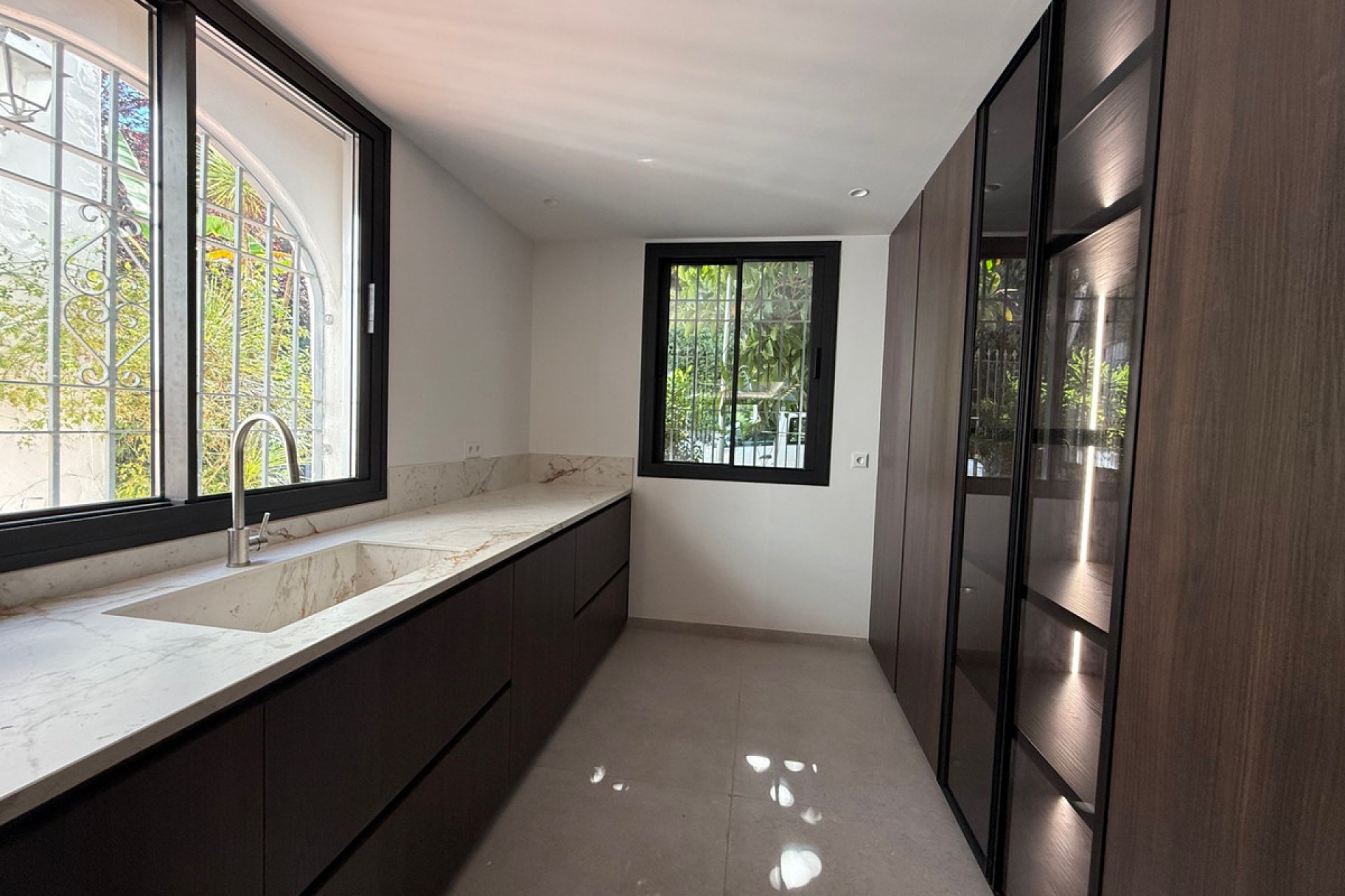 Resale - Ground floor apartment - Estepona - Estepona Centro