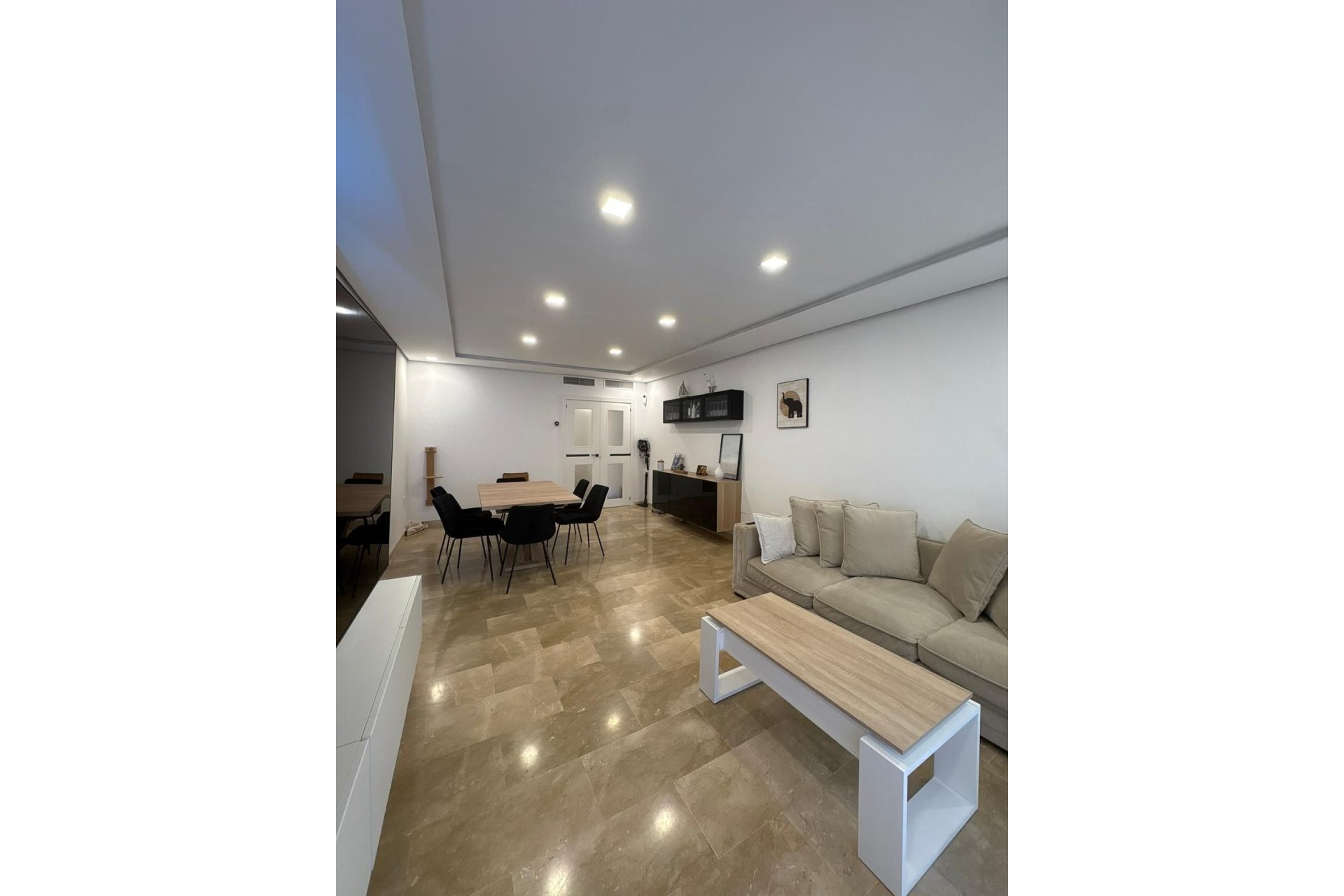 Resale - Ground floor apartment - Estepona - Estepona Centro