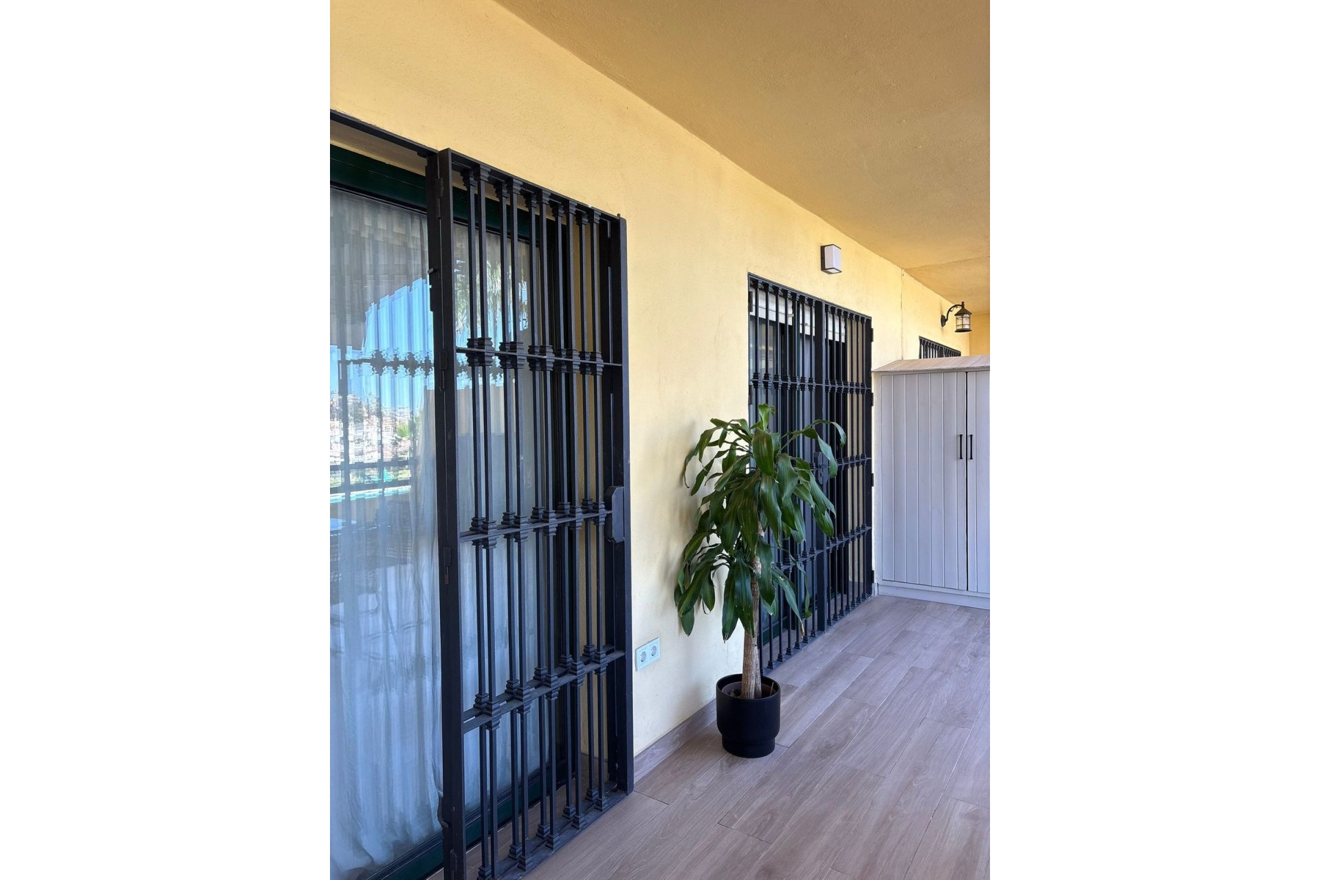 Resale - Ground floor apartment - Estepona - Estepona Centro